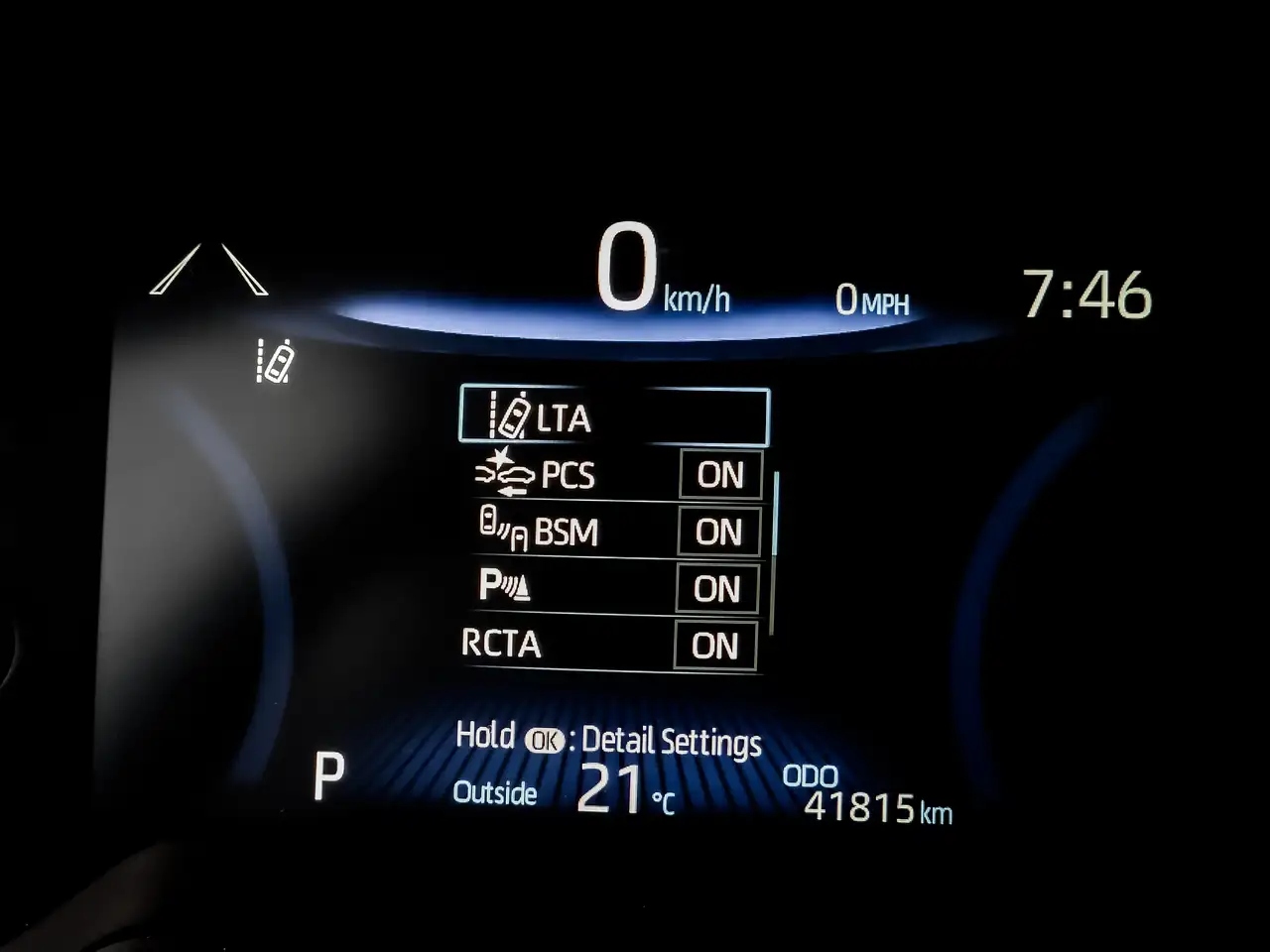 Toyota Corolla Cross photo Toyota Corolla Cross