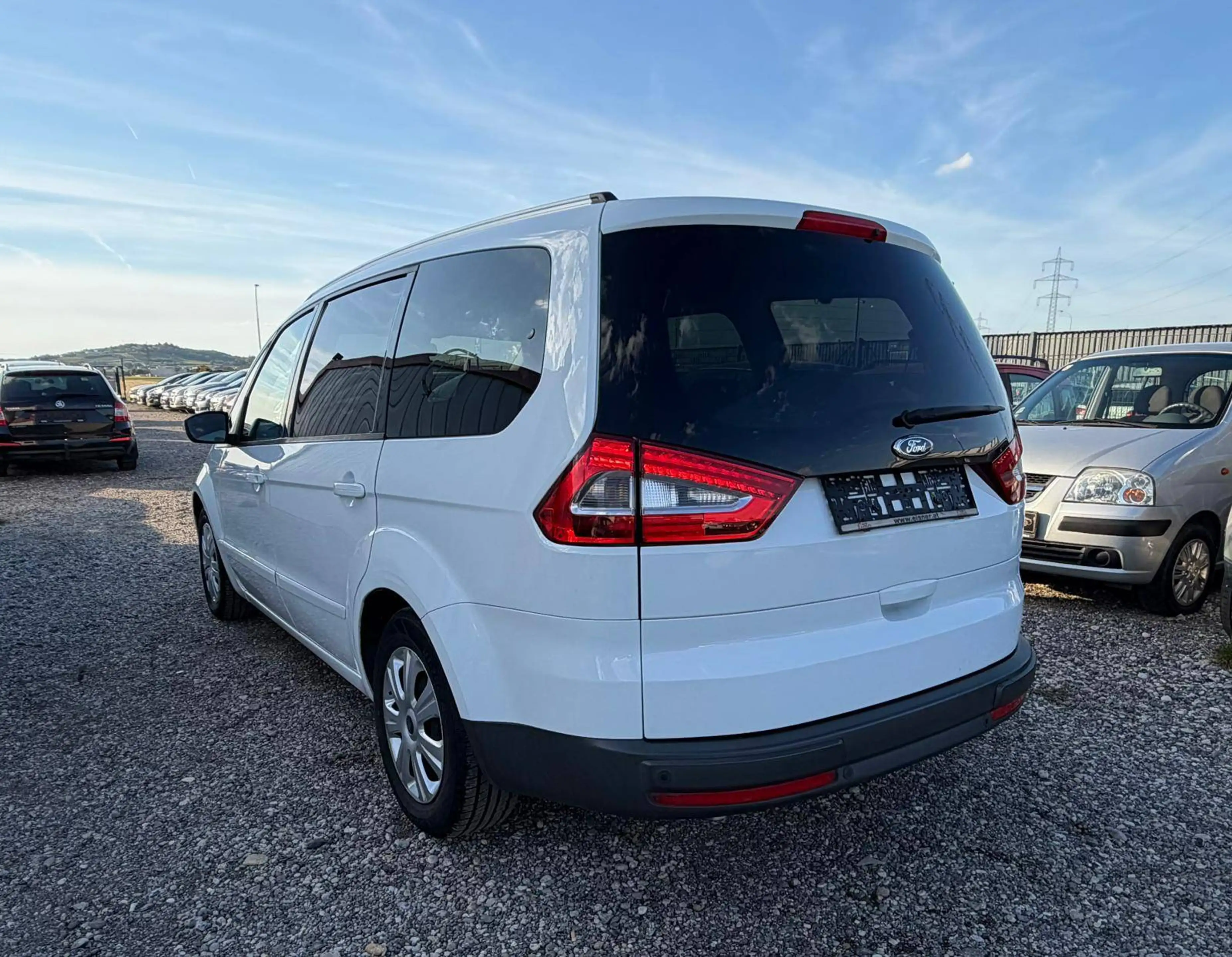 Ford Galaxy Business — photo 3