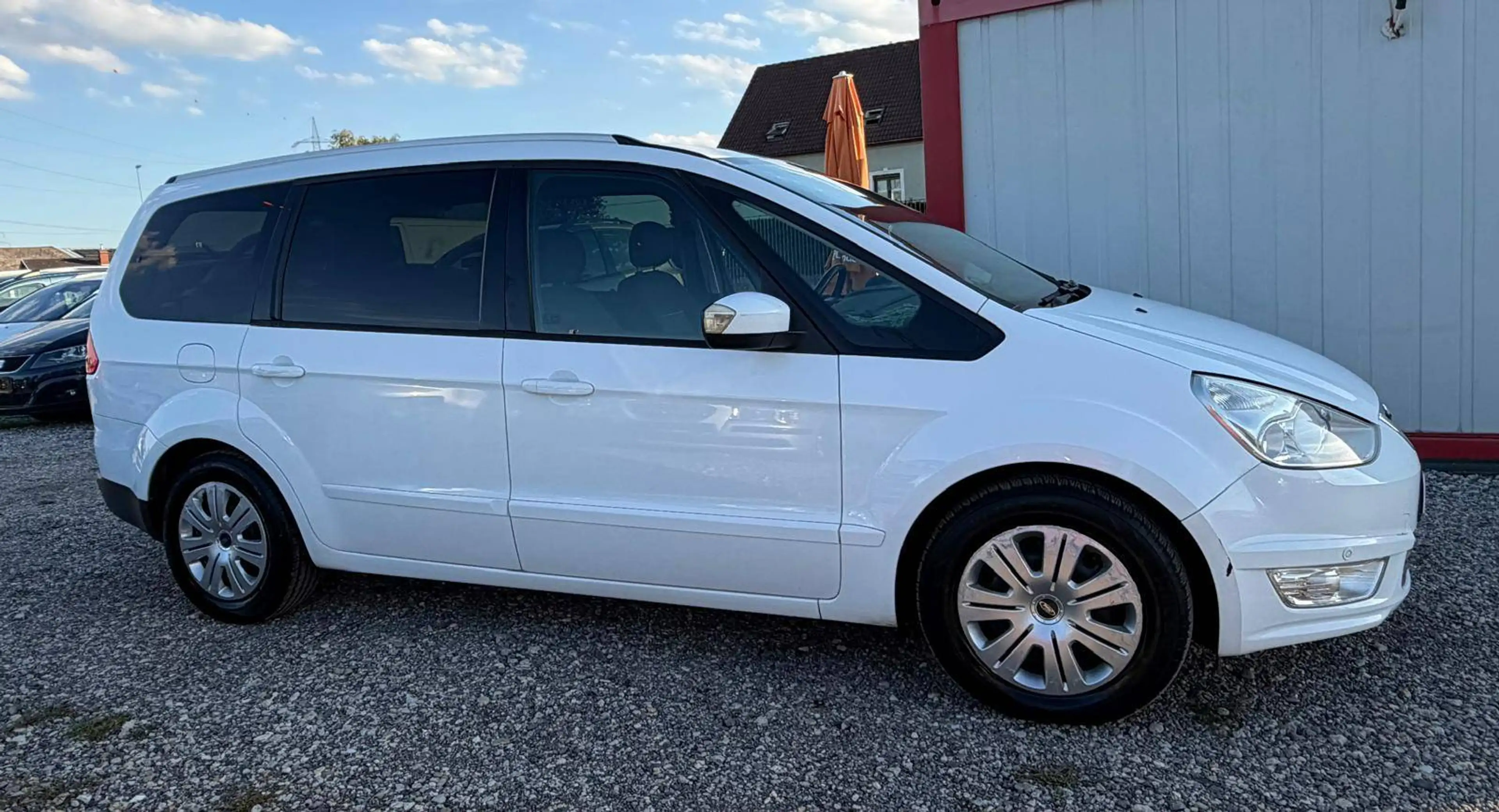 Ford Galaxy Business — photo 10