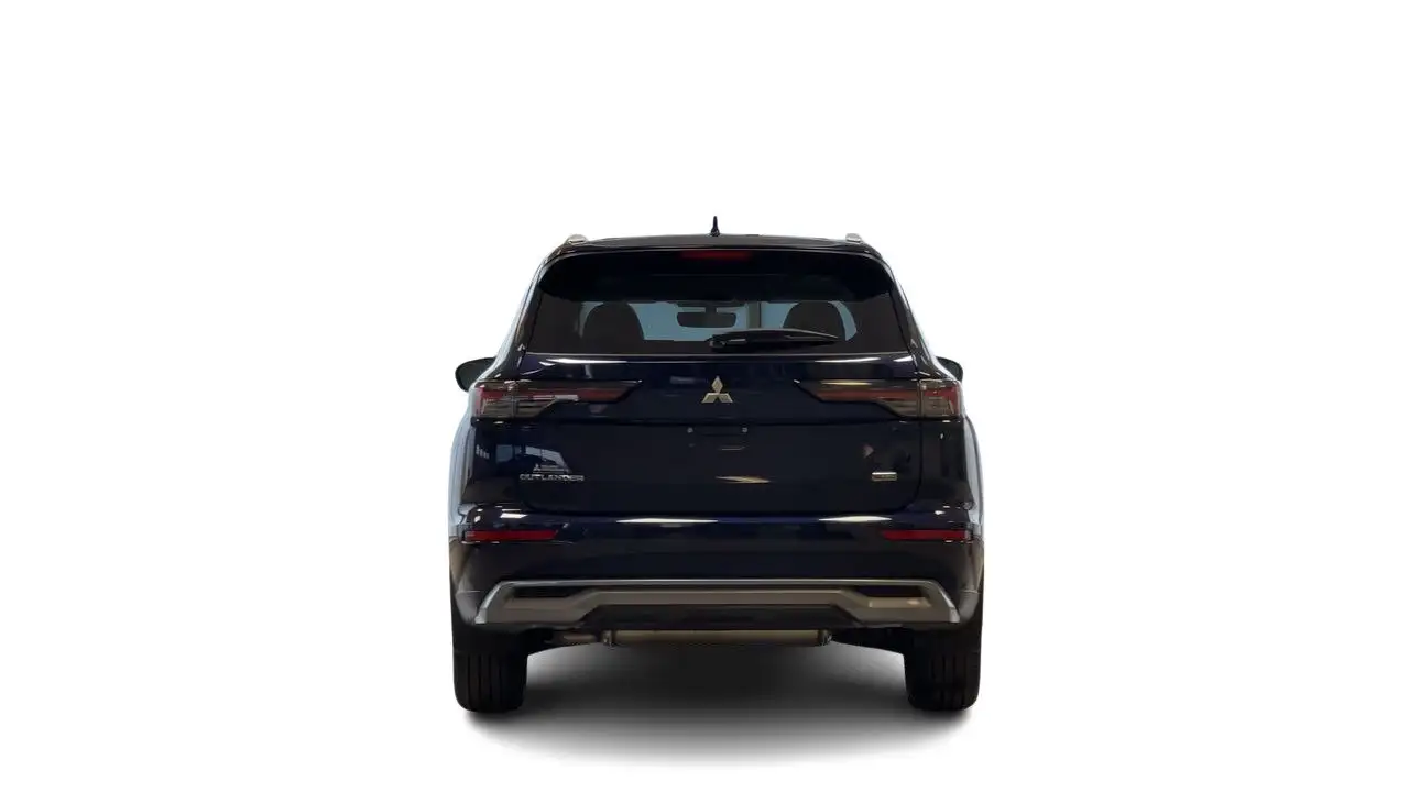 Mitsubishi Outlander снимка Mitsubishi Outlander