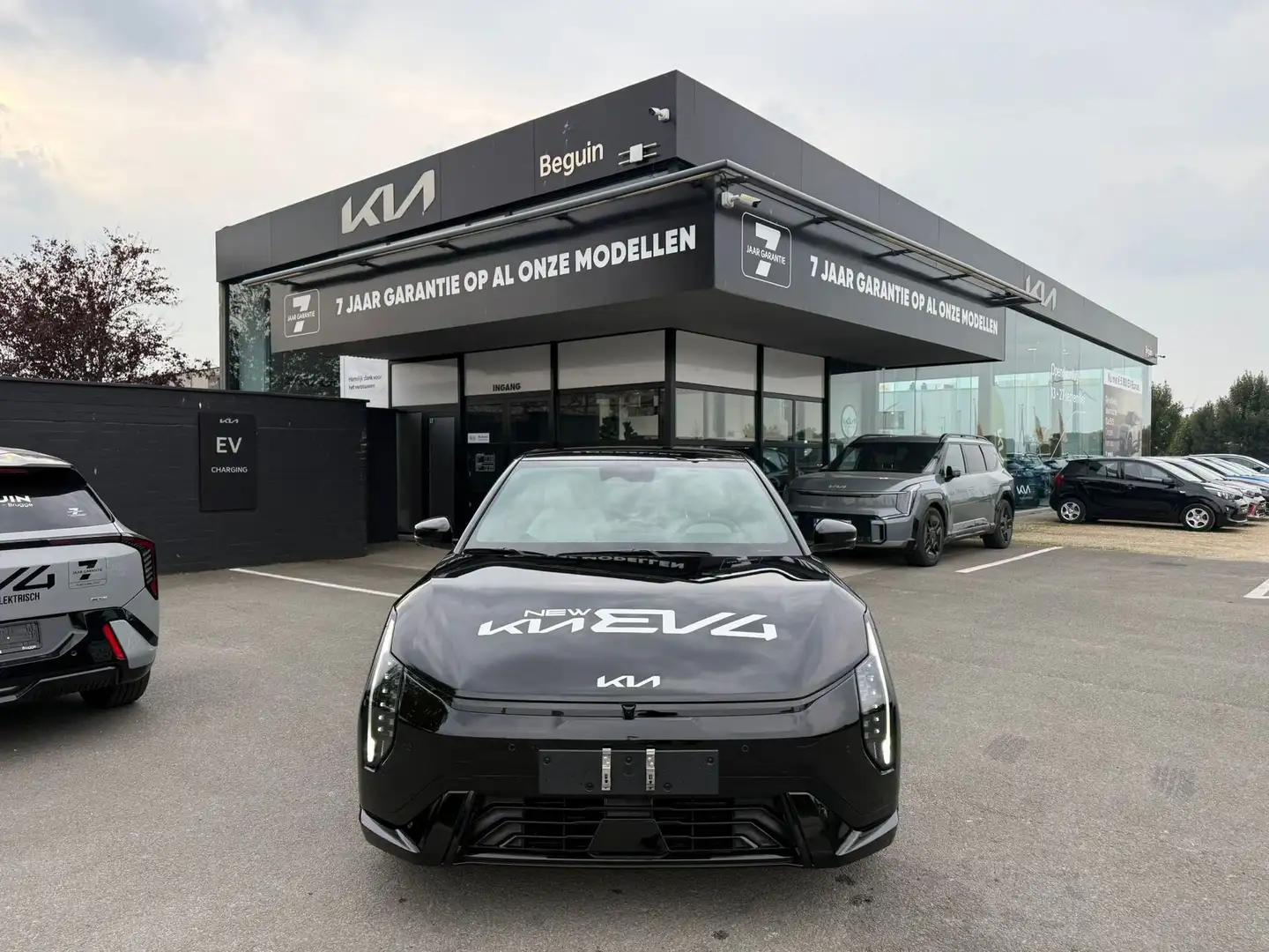 Kia EV4 Kia EV4 Fastback Zwart - 2