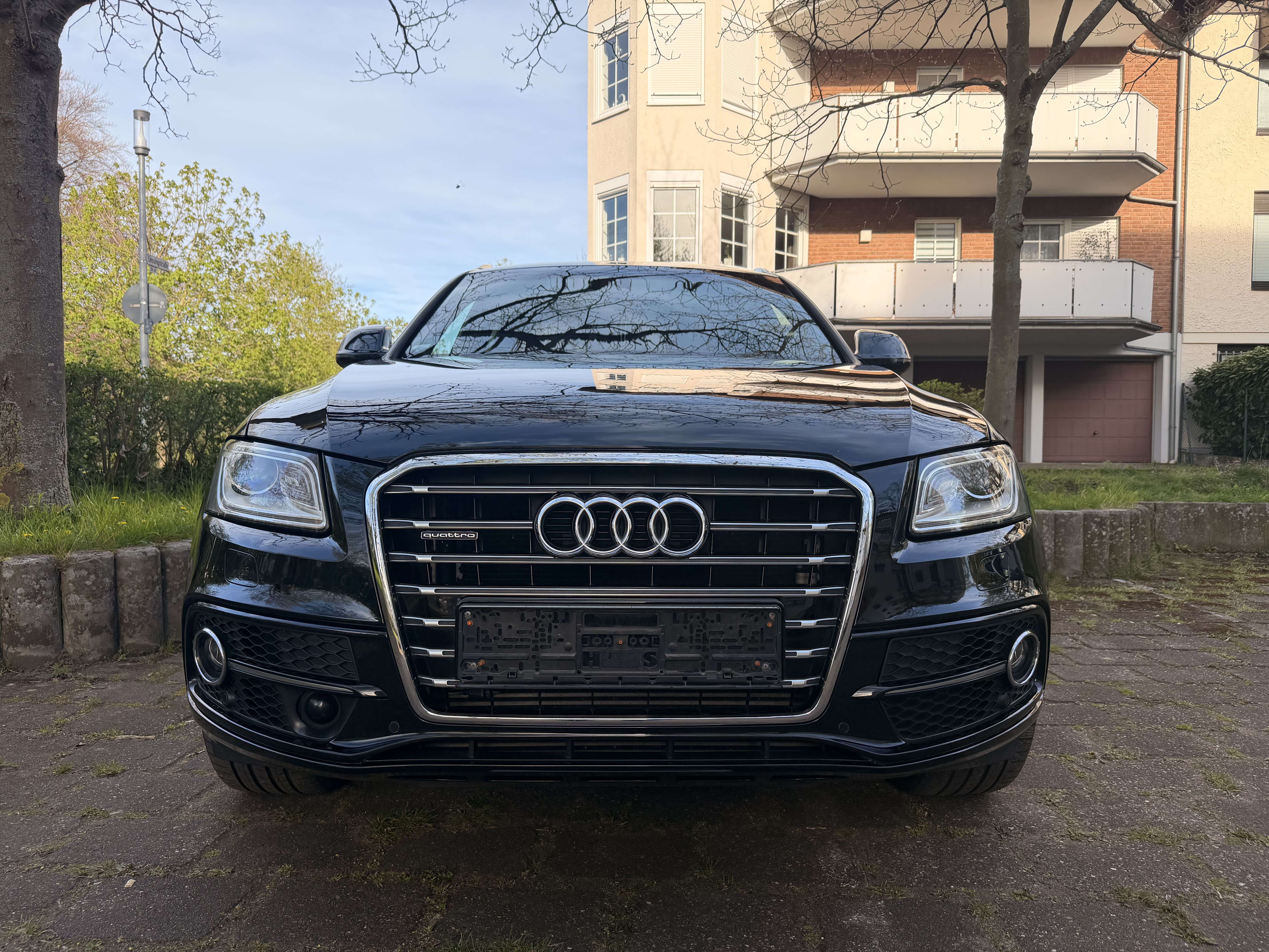 Second hand Audi Q5 3.0