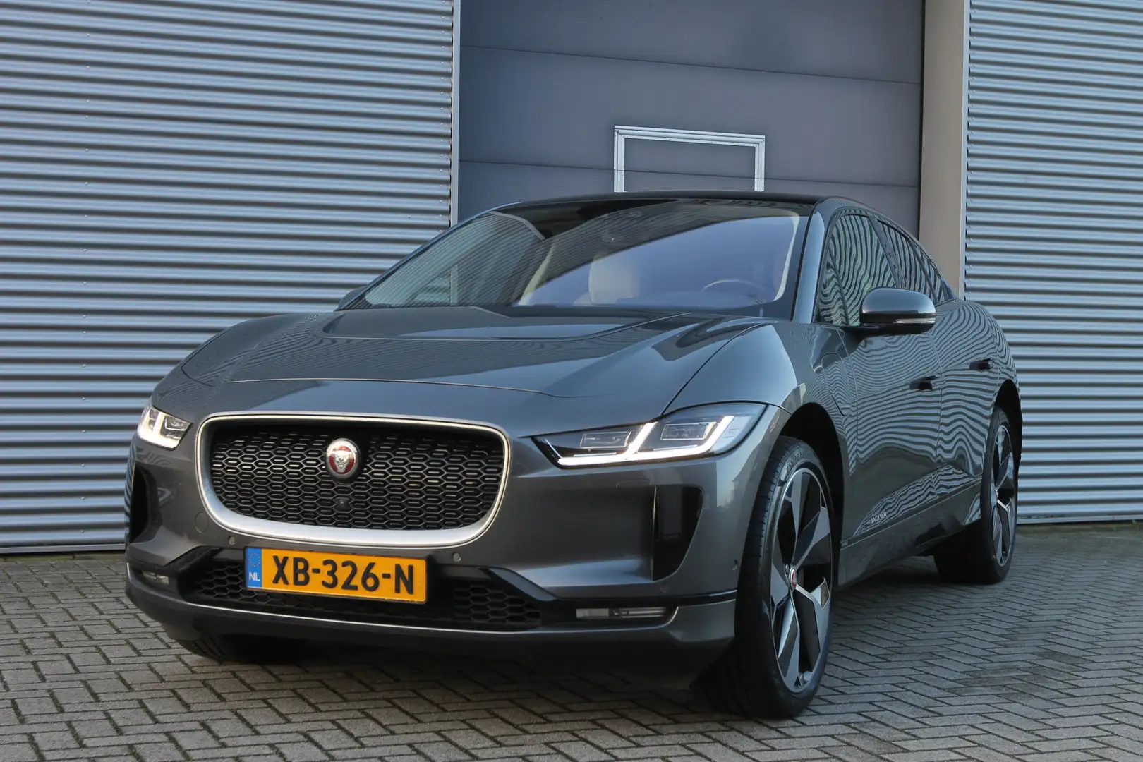 Jaguar I-Pace EV400 First Edition 90 kWh I PANO.DAK I LEDER I CA Grijs - 2