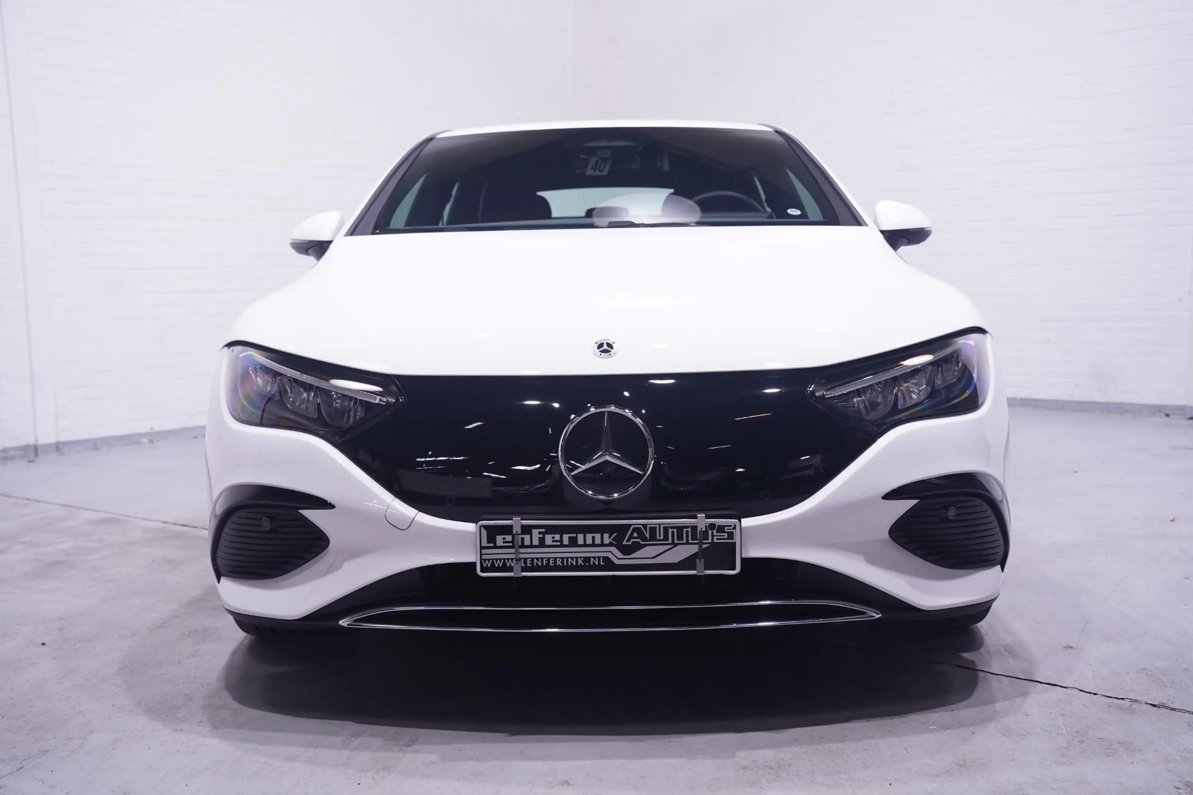Mercedes-Benz EQE 300 Apple Carplay DAB 2-Zone Clima LED elek. Stoelen m — photo 2