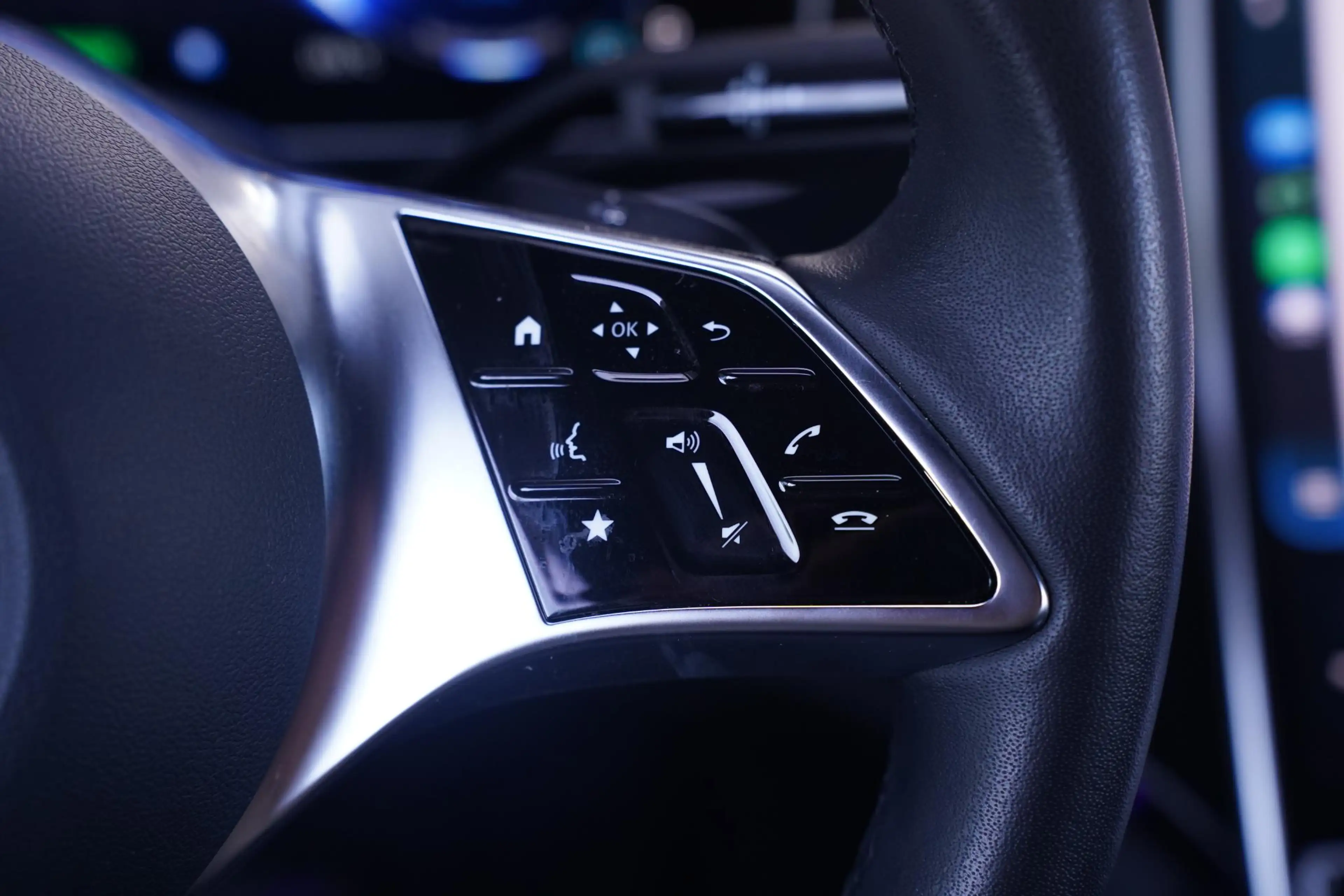 Mercedes-Benz EQE 300 Apple Carplay DAB 2-Zone Clima LED elek. Stoelen m — photo 23