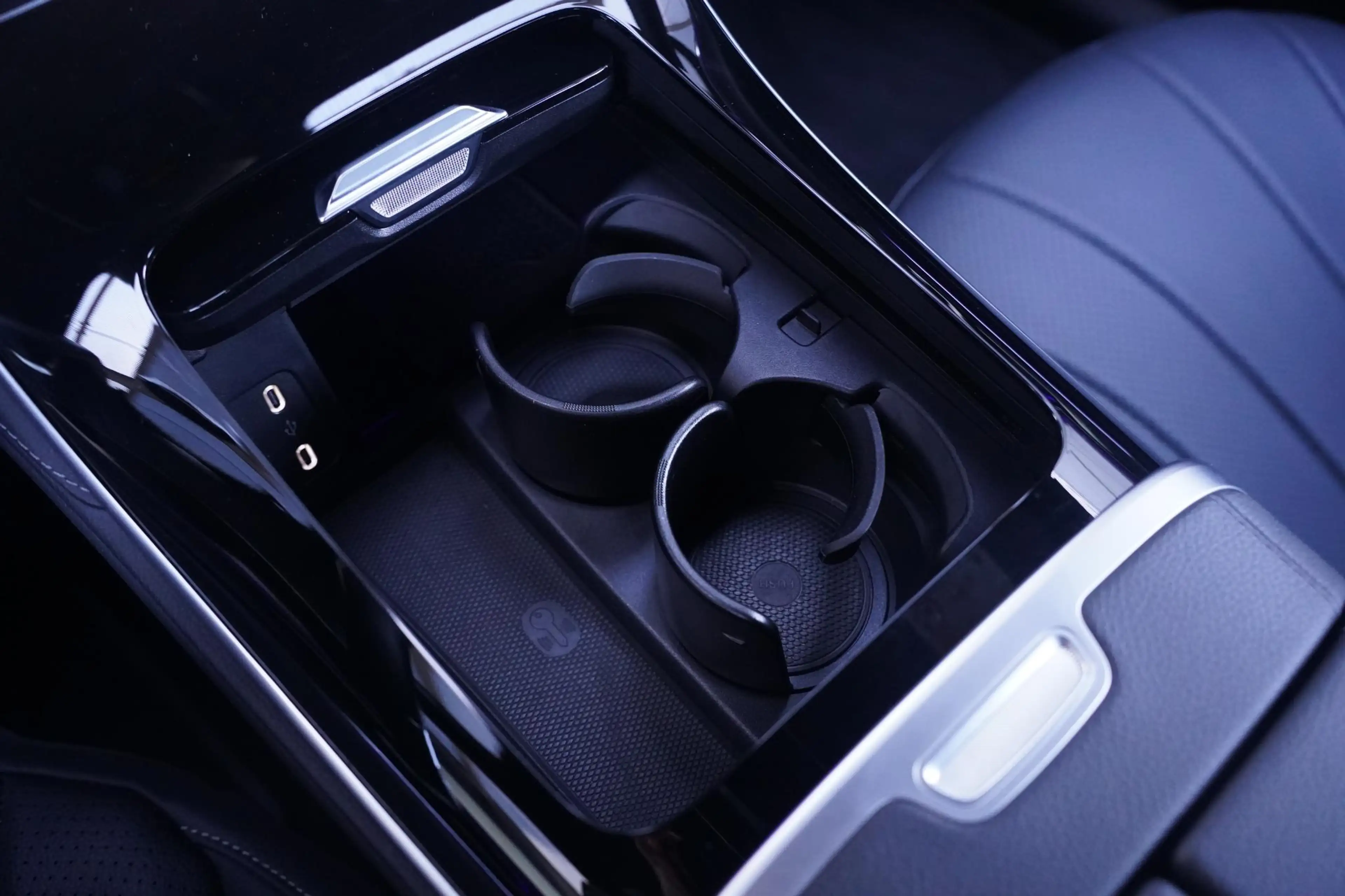 Mercedes-Benz EQE 300 Apple Carplay DAB 2-Zone Clima LED elek. Stoelen m — photo 31