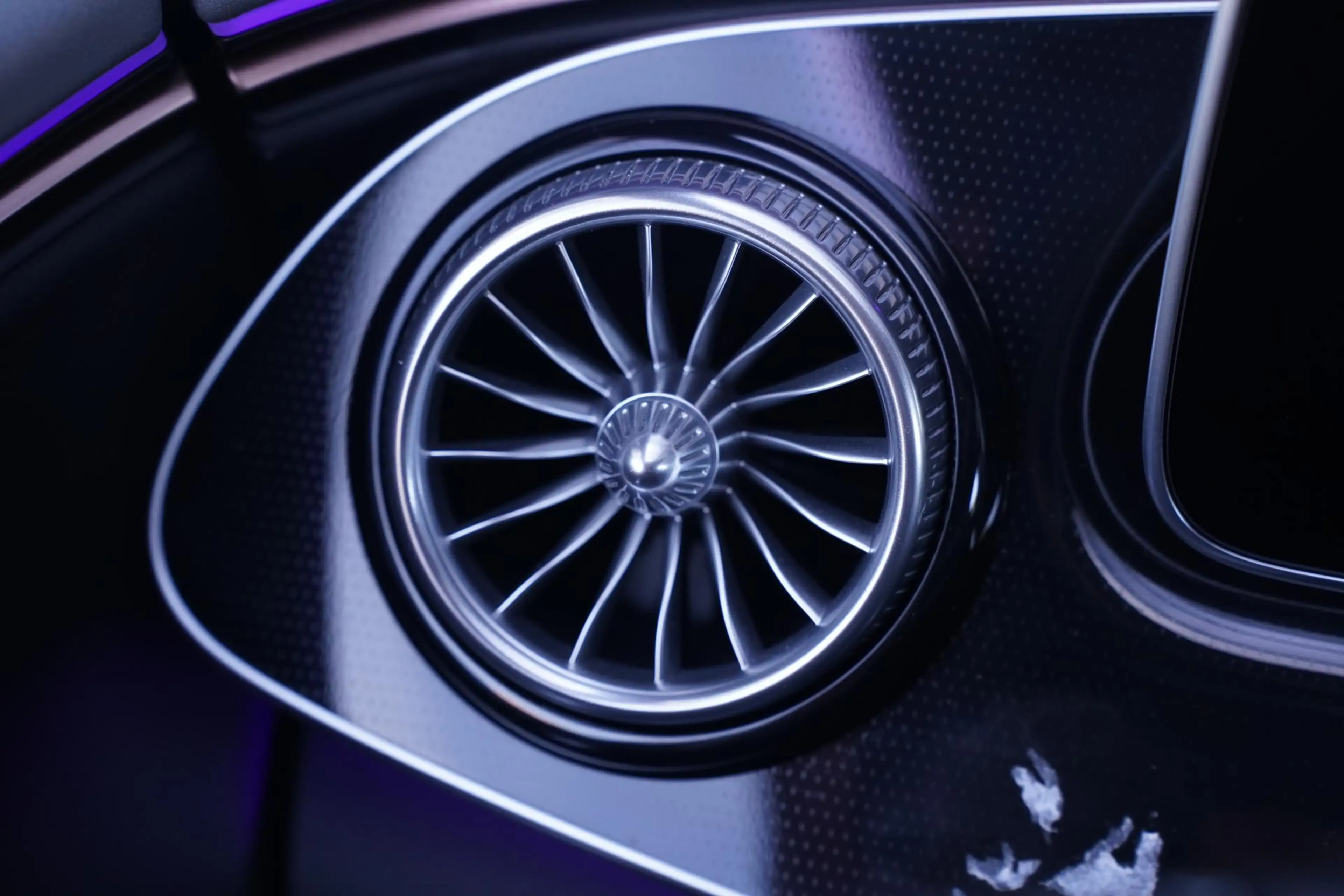 Mercedes-Benz EQE 300 Apple Carplay DAB 2-Zone Clima LED elek. Stoelen m — photo 26