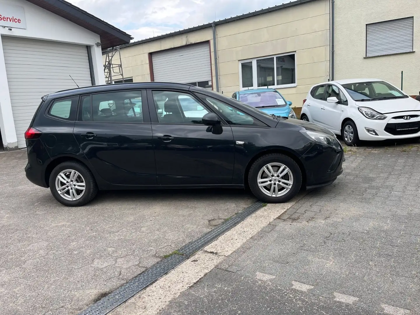Opel Zafira C Tourer Edition-GEPFLEGT-AUTOMATIK Schwarz - 2