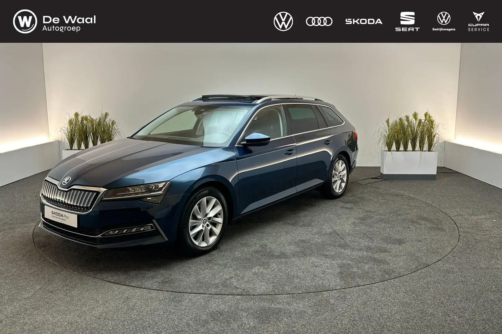 Skoda Superb Combi 1.4 TSI 218pk DSG iV Business Edition Plus | Blauw - 1