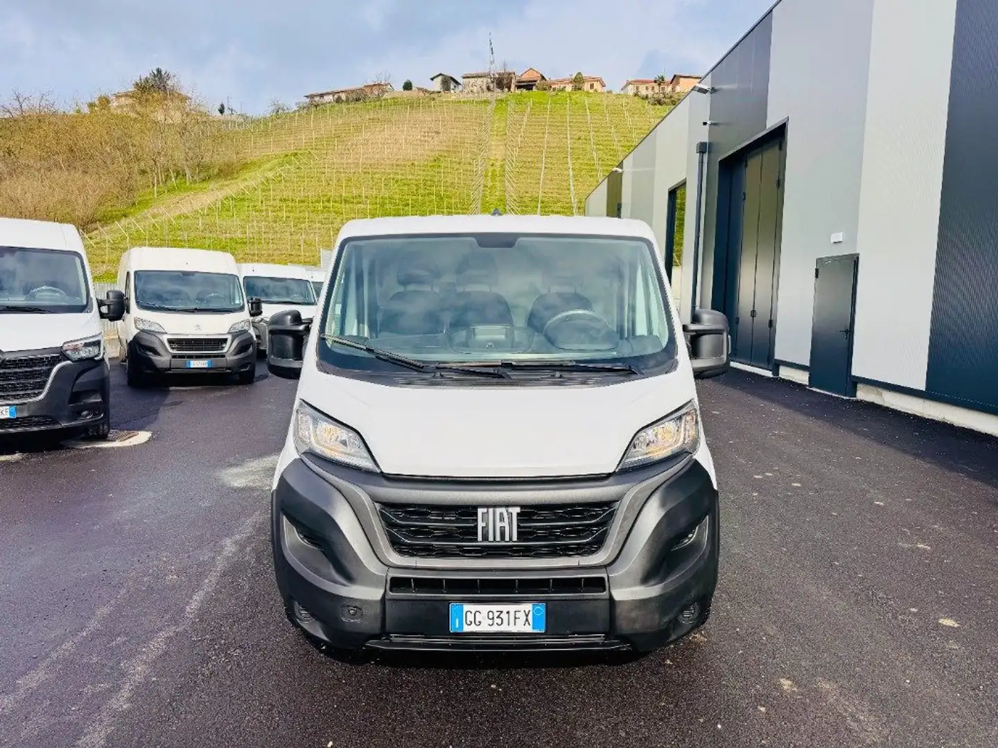 Fiat Ducato 140CV - EURO 6D - PASSO MEDIO TETTO BASSO KM 59.00 Bianco - 2