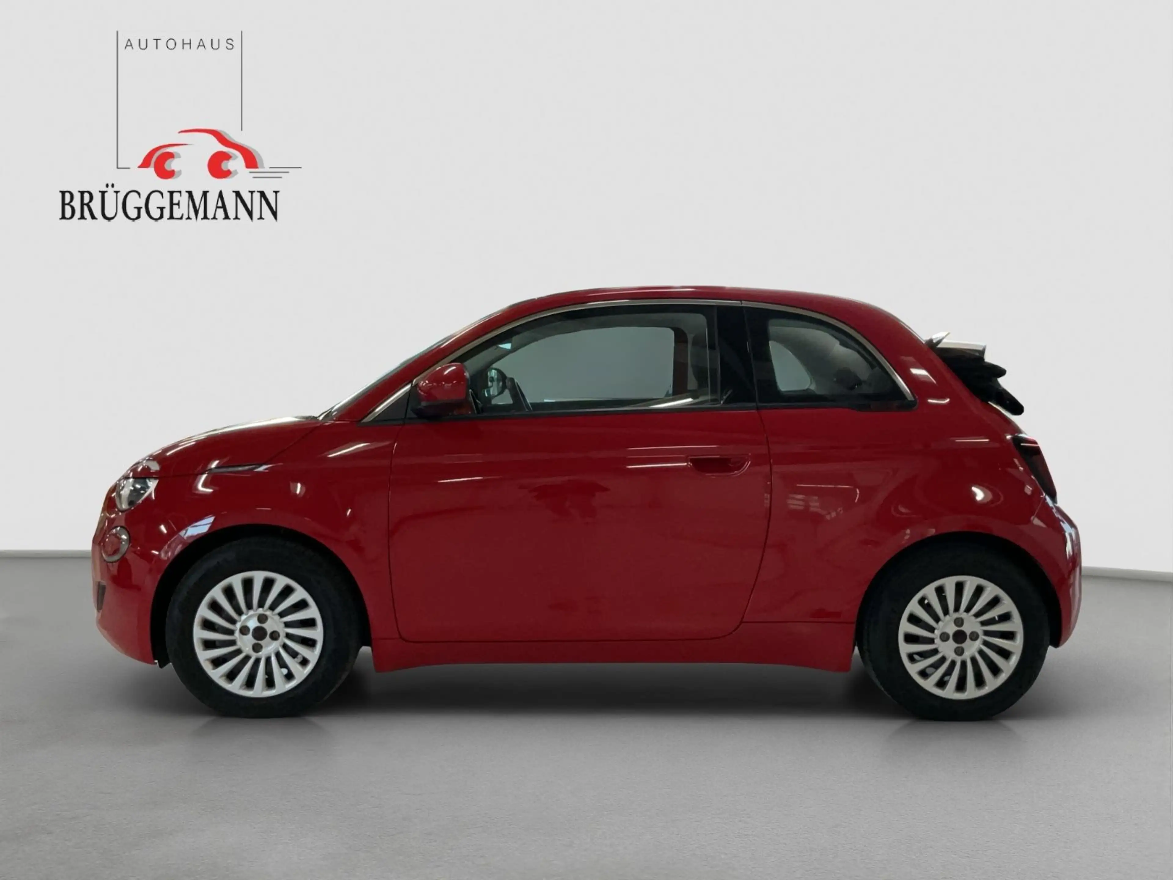 Fiat 500e 42 kWh Cabrio — photo 3