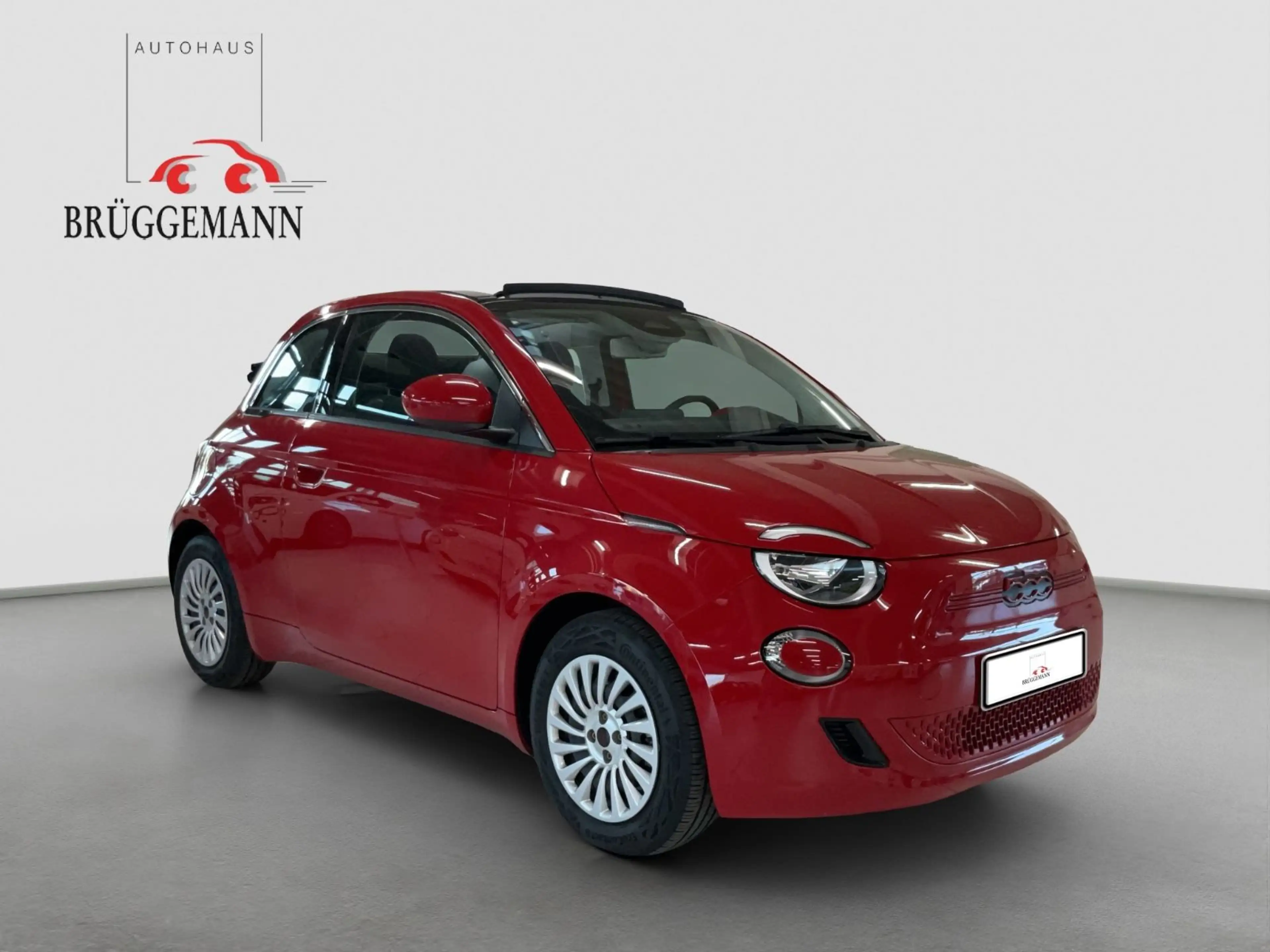 Fiat 500e 42 kWh Cabrio — photo 7