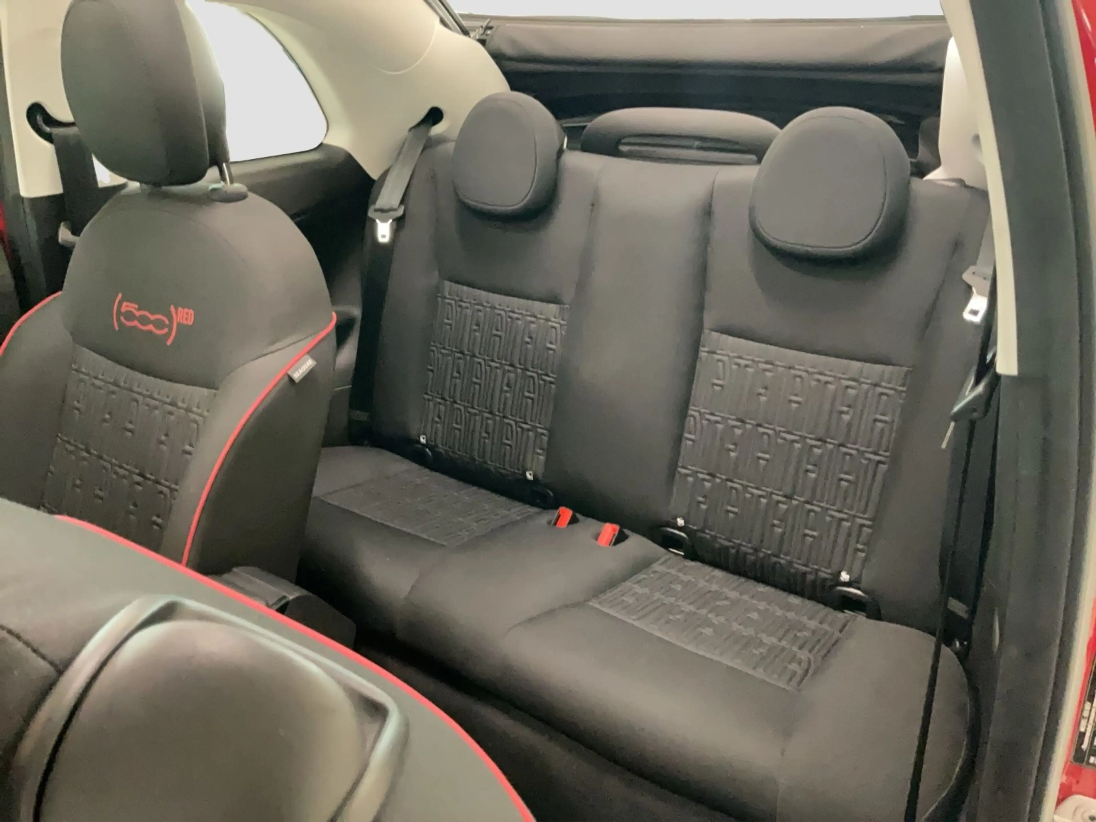 Fiat 500e 42 kWh Cabrio — photo 9