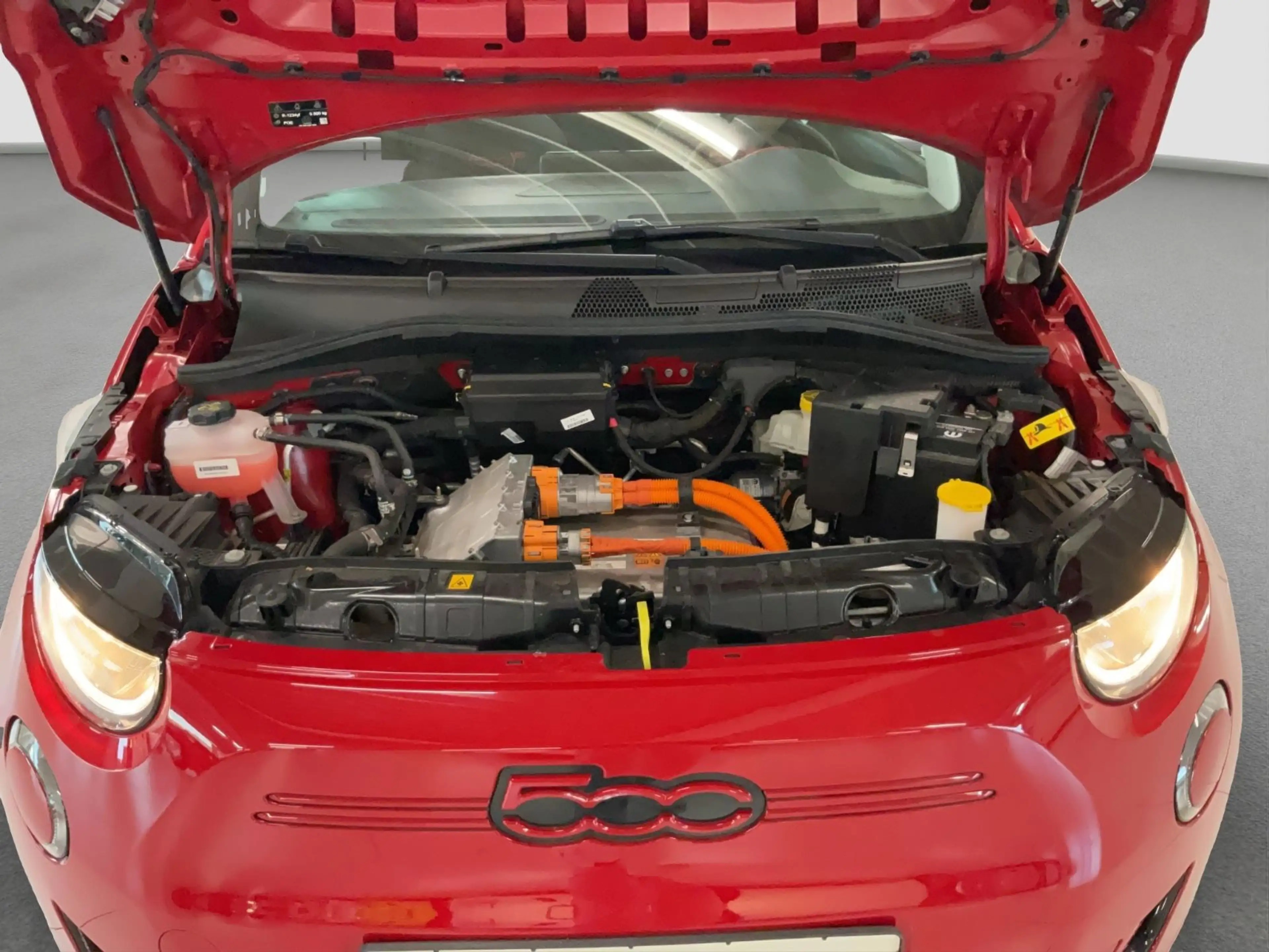 Fiat 500e 42 kWh Cabrio — photo 15