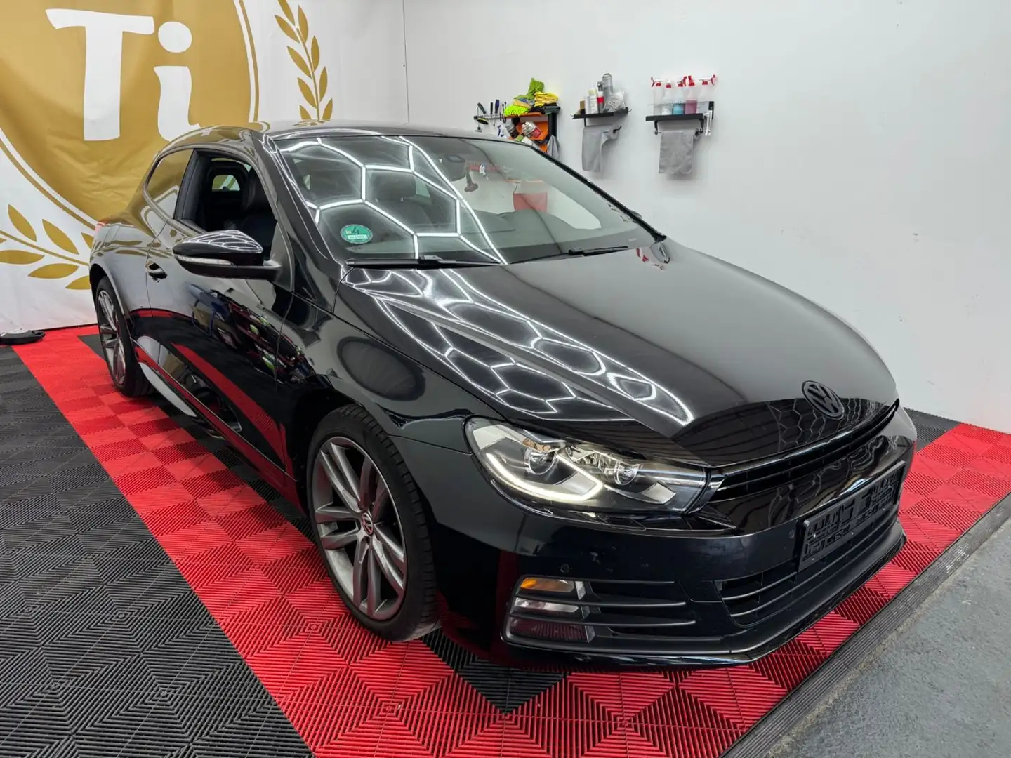 Volkswagen Scirocco Basis 2.0 TSI/BMT DSG R-Line Negru - 2