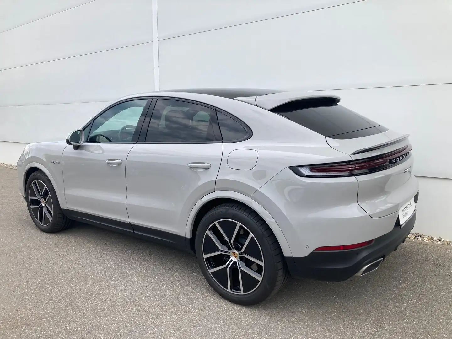 Porsche Cayenne E-Hybrid Coupé Grau - 2