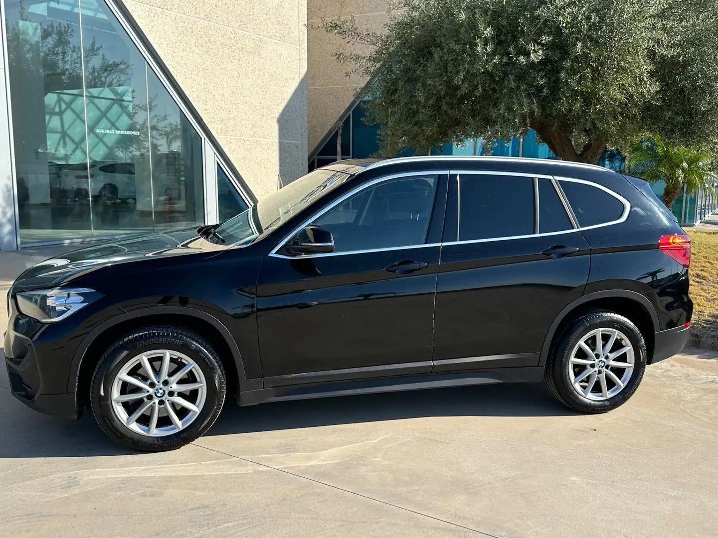 BMW X1 sdrive18d offerta T-Stock prezzo imperdibile Noir - 2