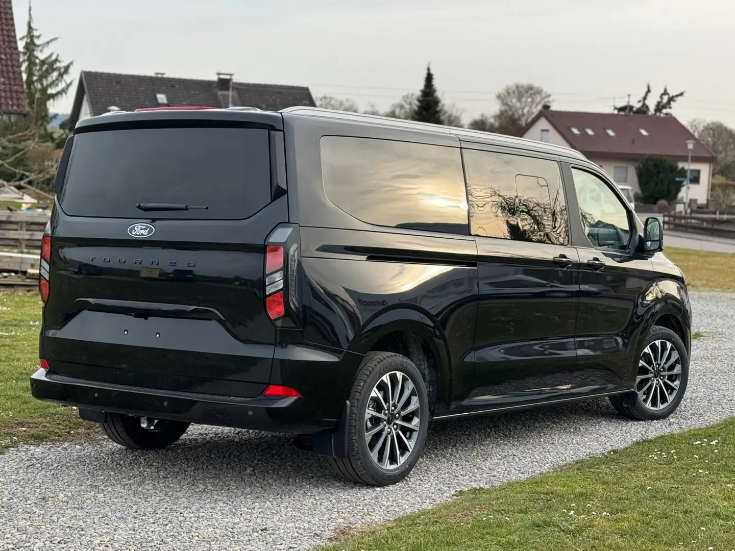 Ford Tourneo Custom L2 Titanium/2025/Sofort verfügb. Zwart - 2