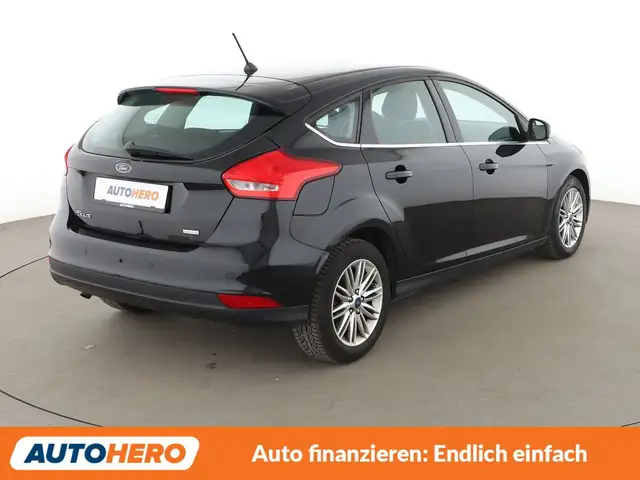 Ford Focus view 6