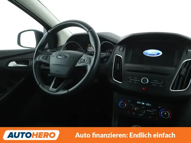 Ford Focus view 13