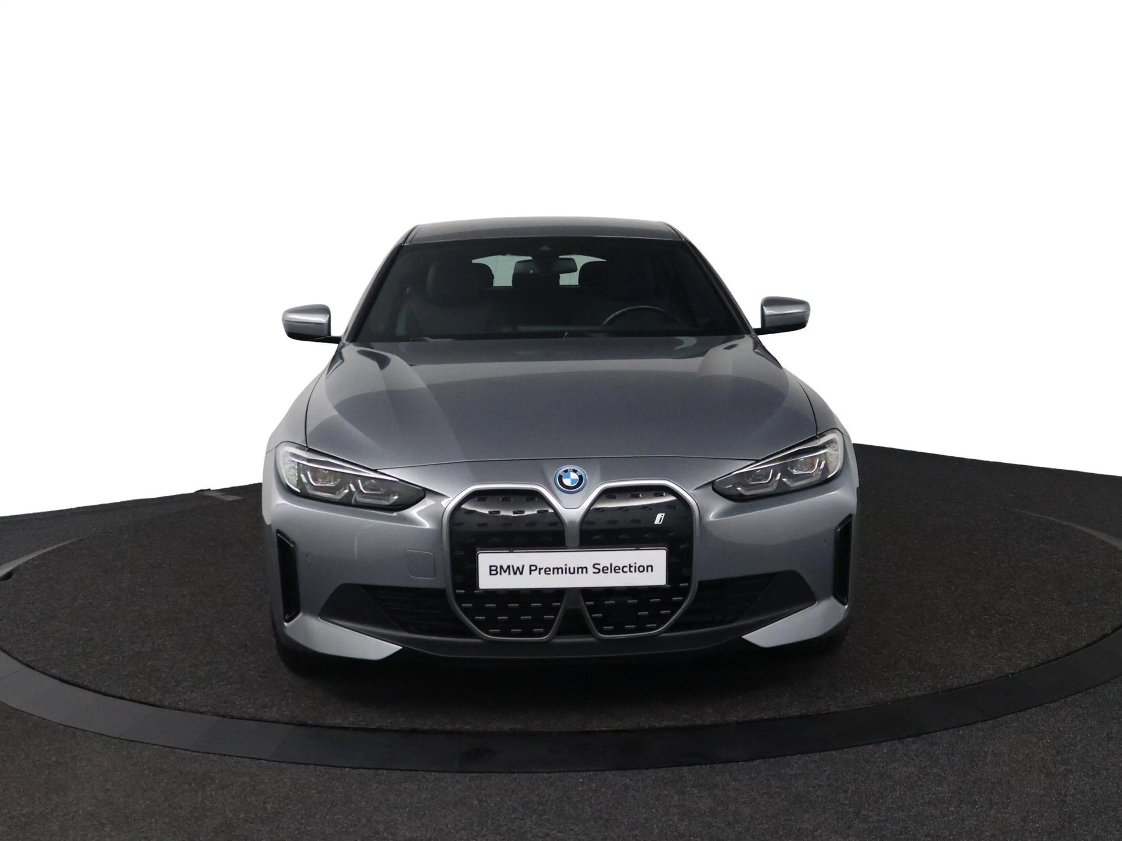 BMW i4 eDrive40 84 kWh | Stoelverwarming | Navigatie | Pa — photo 11