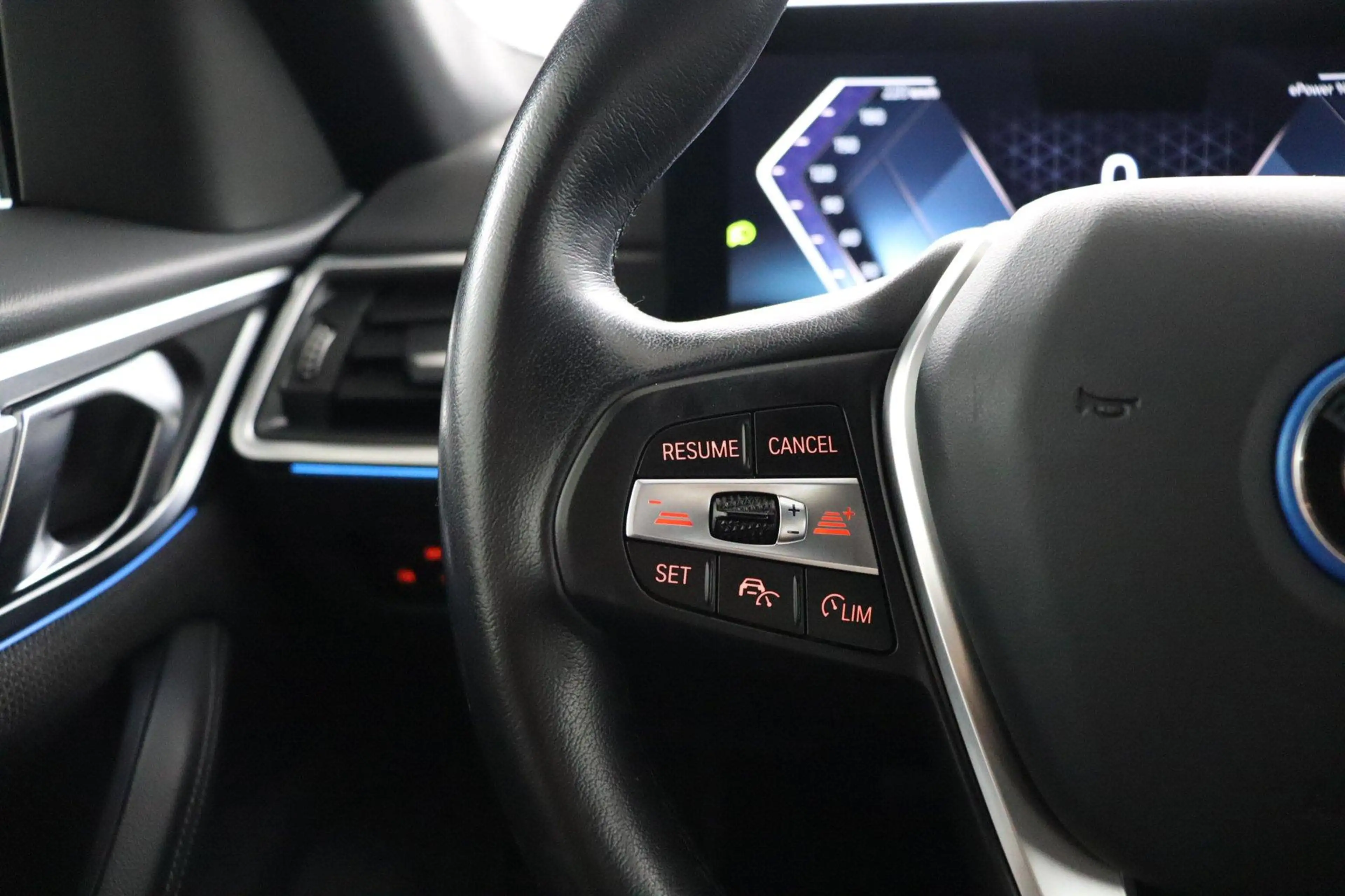 BMW i4 eDrive40 84 kWh | Stoelverwarming | Navigatie | Pa — photo 14