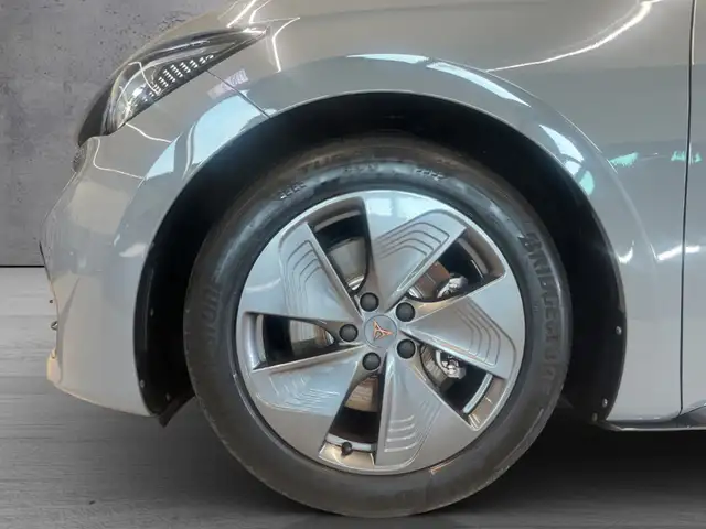 Cupra Born view 5