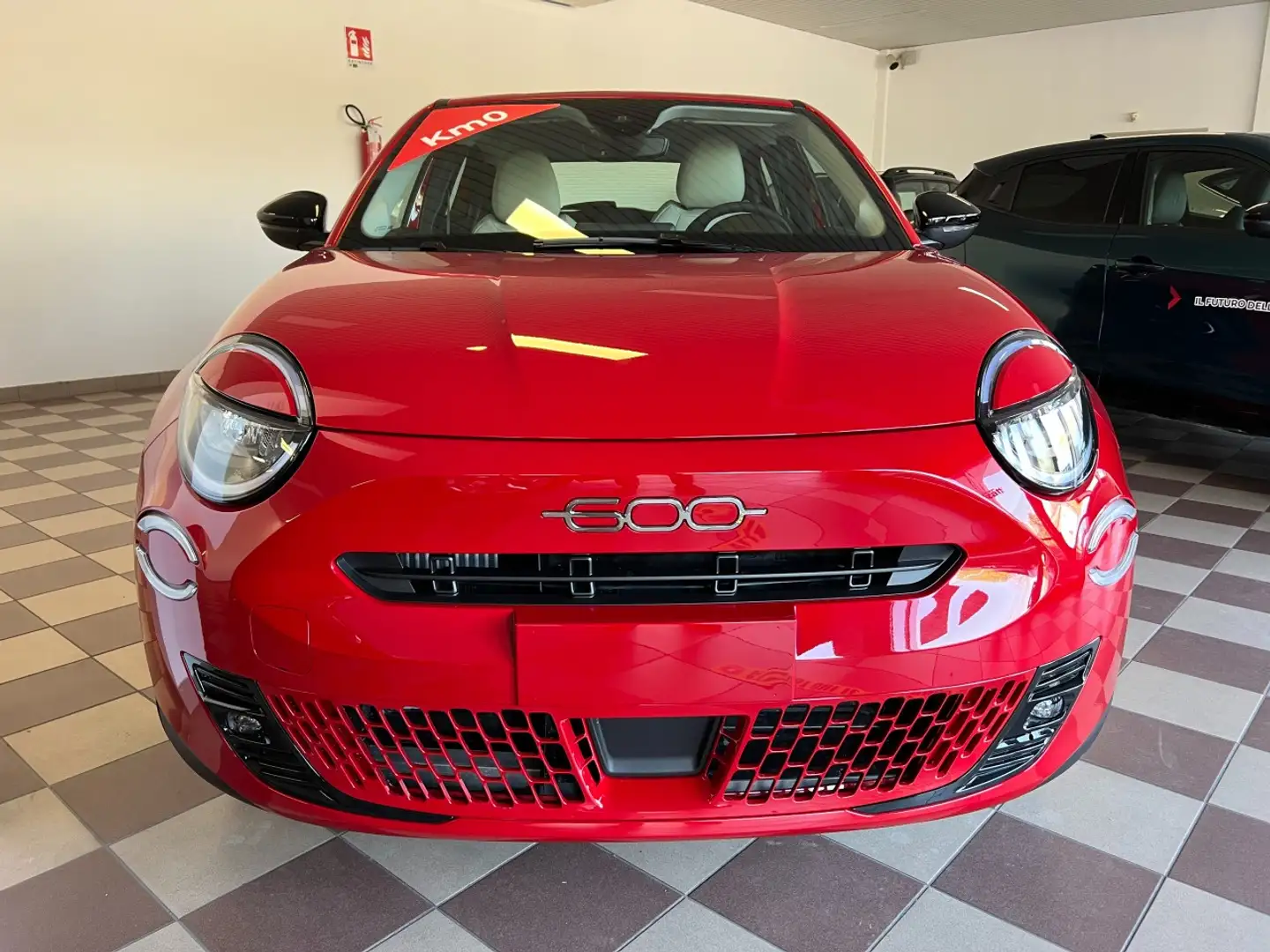 Fiat 600 1.2 Hybrid Piros - 2