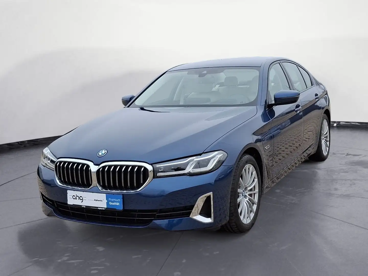 BMW 530 e Luxury Line Innovationsp. Komf.sitze, Laser Blau - 2