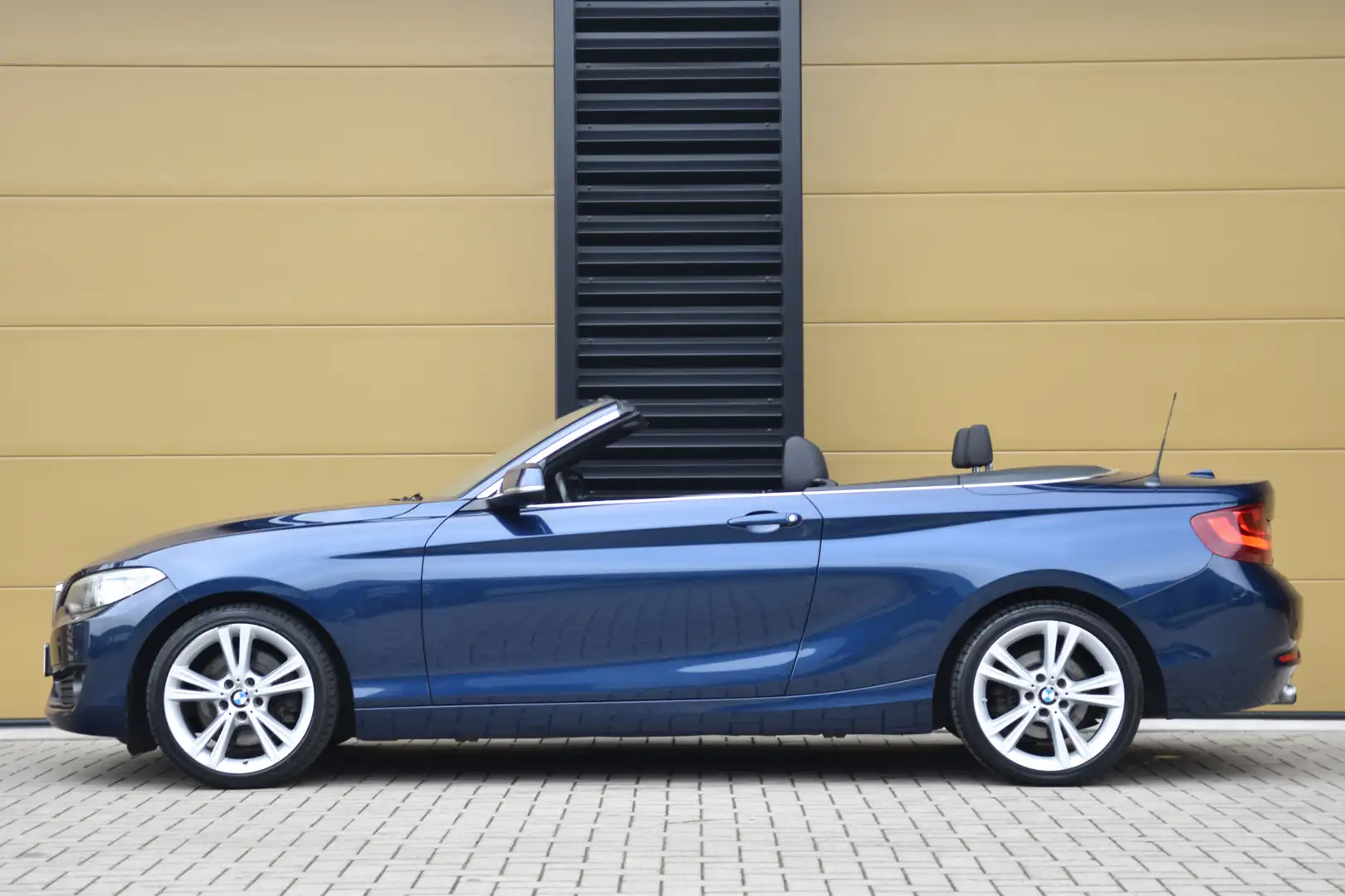 BMW 228 2-serie Cabrio 228i Sport Line * Sportstoelen * Na Blau - 2