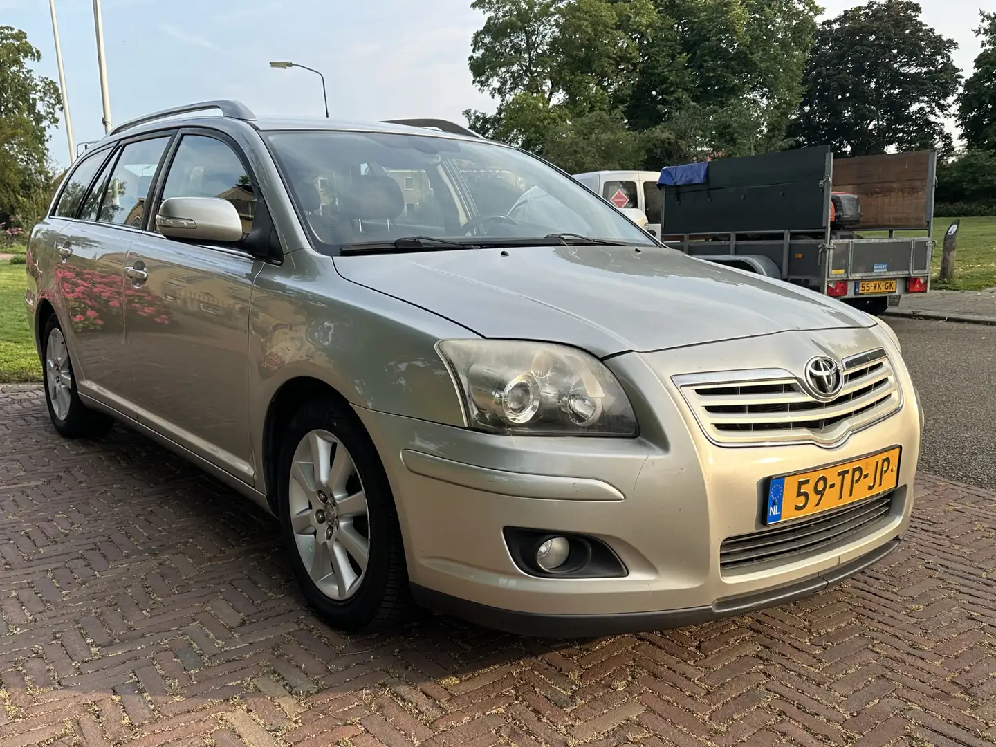 Toyota Avensis Wagon 2.0 VVTi Luna Nette staat * NAP Grijs - 2