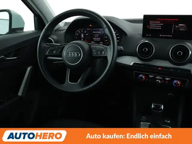 Audi Q2 view 13