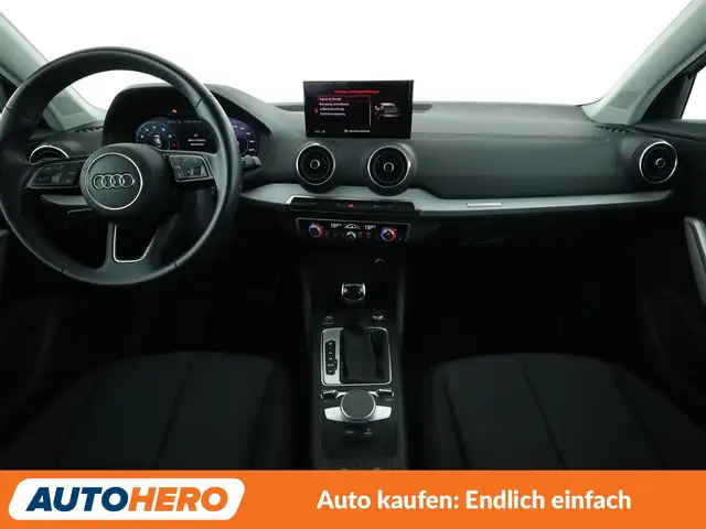 Audi Q2 view 12
