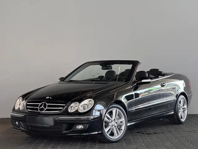 Mercedes-Benz CLK 320