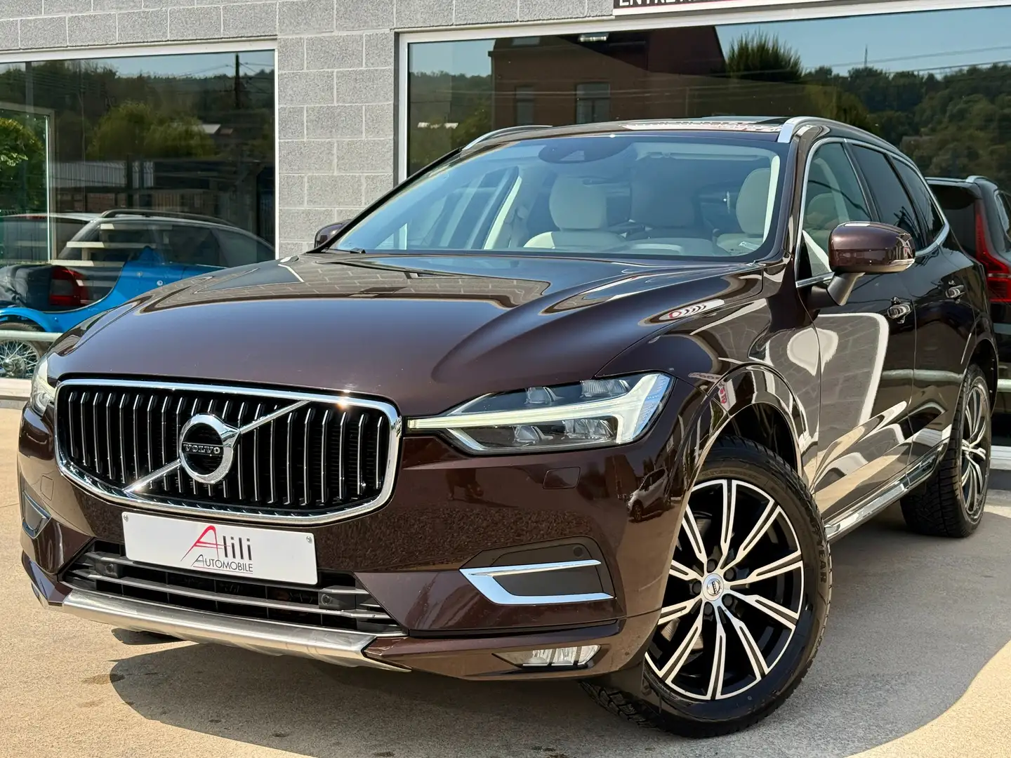 Volvo XC60 XC60 2.0 D4*Inscription Geartronic*Garantie 1 ans* Mauve - 1