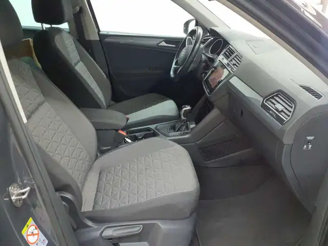 Volkswagen Tiguan view 7
