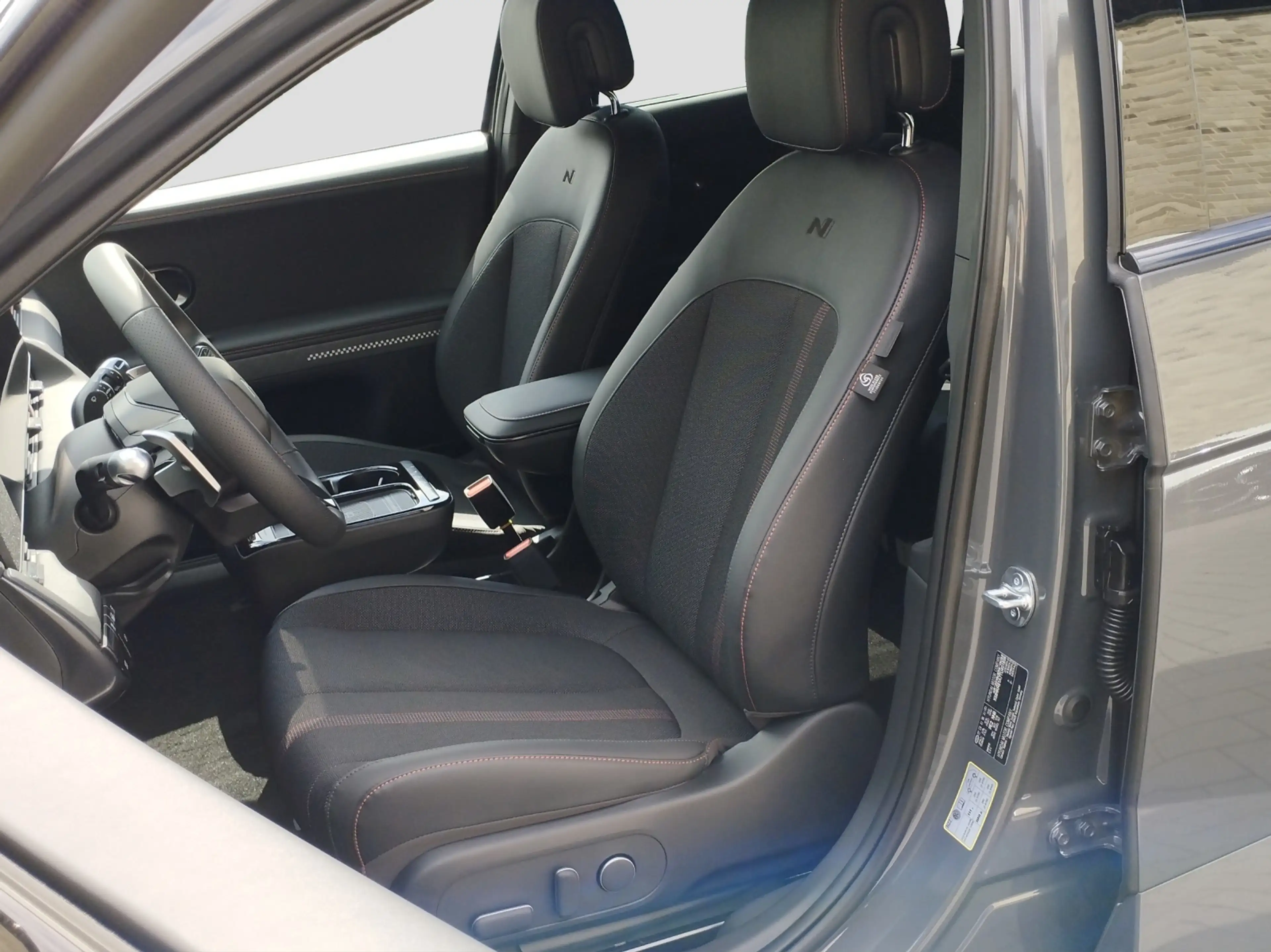 Hyundai IONIQ 5 84 kWh N Line X PANO/HEAD-UP — photo 5