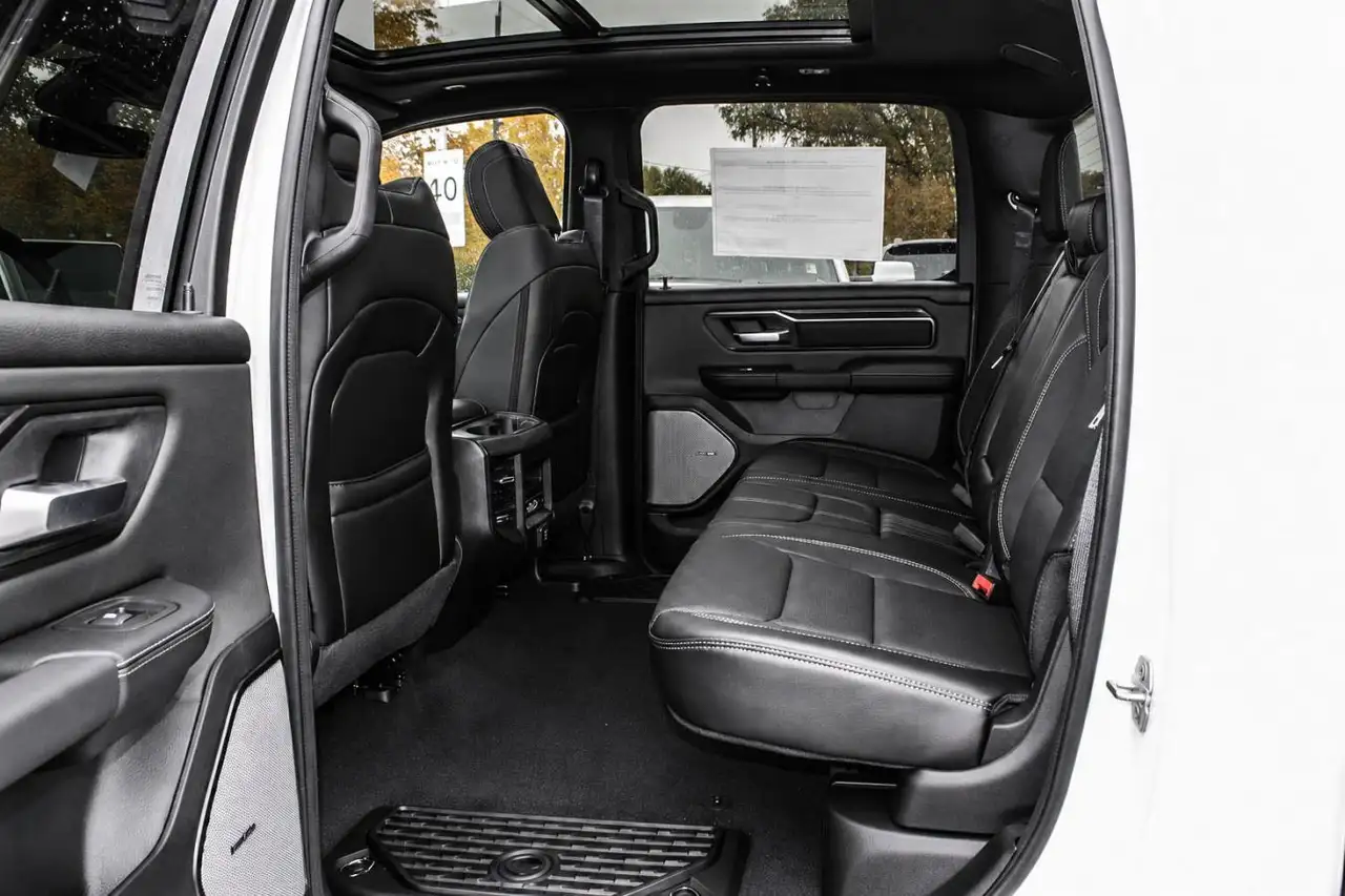 RAM 1500 fotografie RAM 1500
