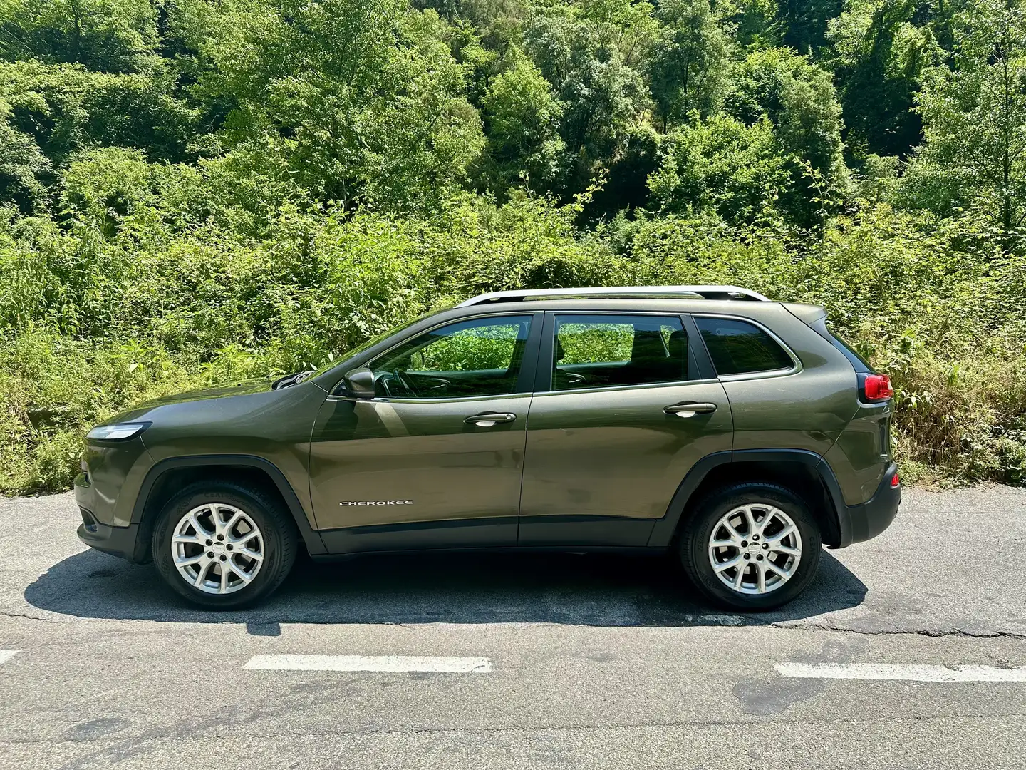 Jeep Cherokee 2.8 crd Limited auto - 1