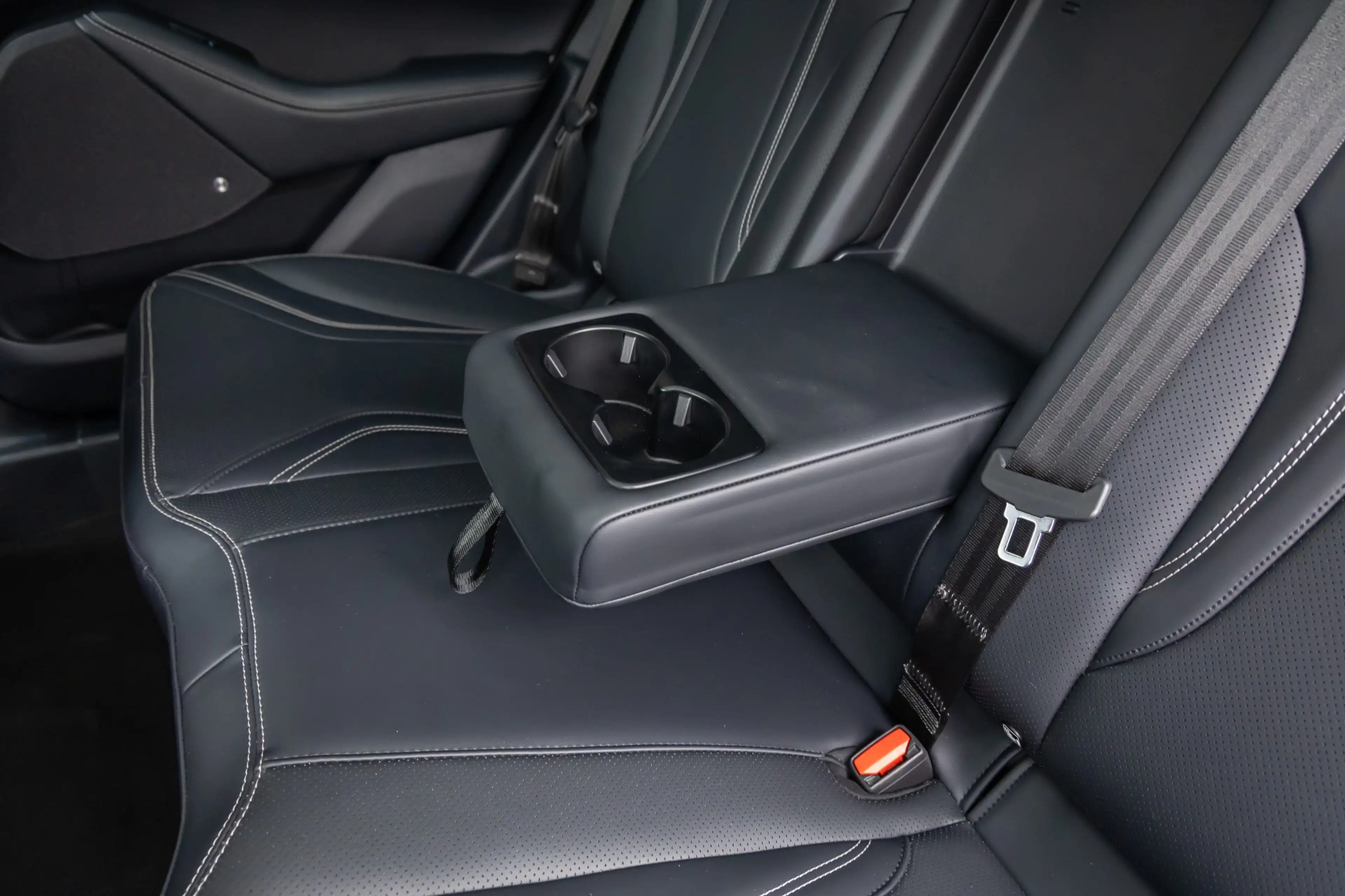 Ford Mustang Mach-E RWD 75 kWh | Panoramadak | LEDER | Apple Carplay | — photo 21