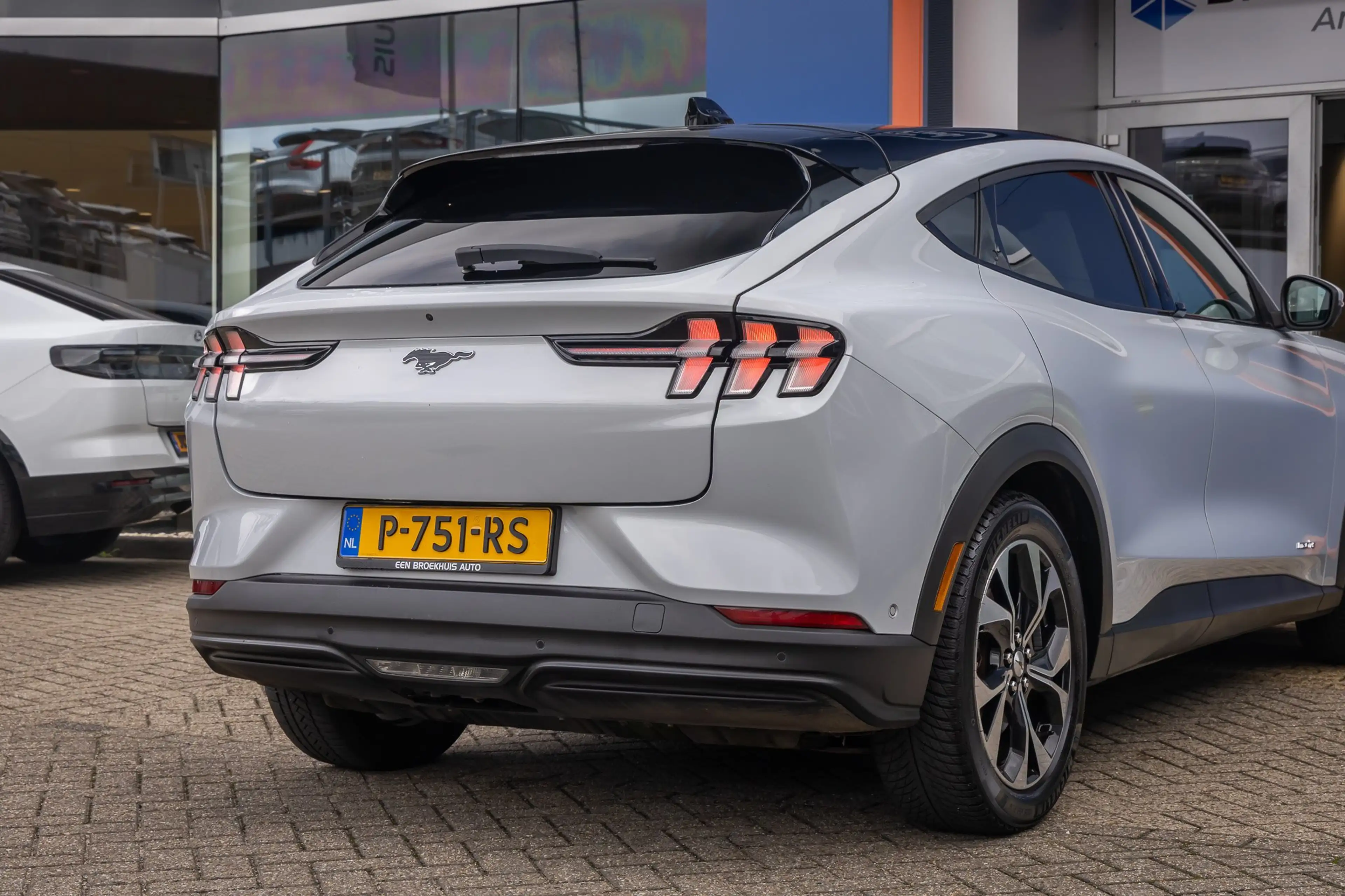 Ford Mustang Mach-E RWD 75 kWh | Panoramadak | LEDER | Apple Carplay | — photo 8