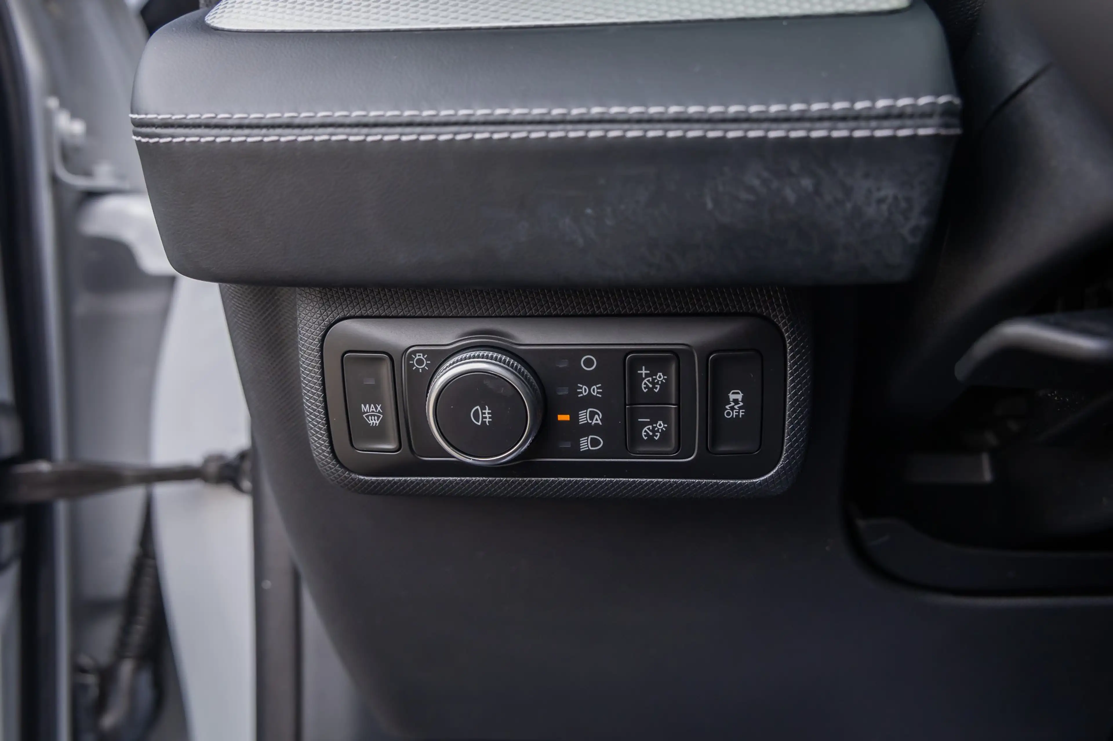 Ford Mustang Mach-E RWD 75 kWh | Panoramadak | LEDER | Apple Carplay | — photo 24