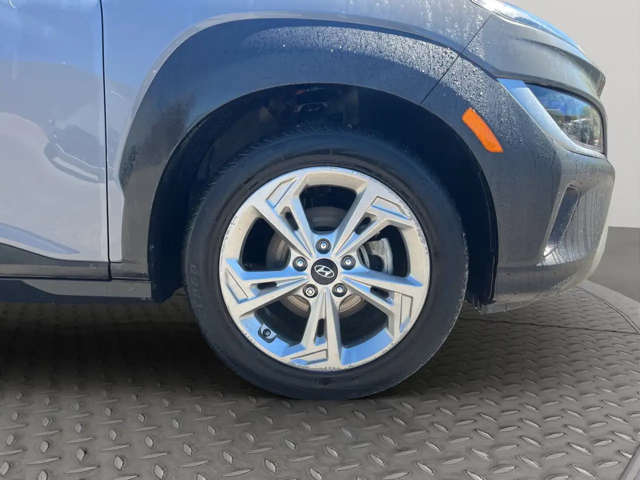 Hyundai KONA снимка Hyundai KONA