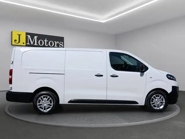 Opel Vivaro view 6