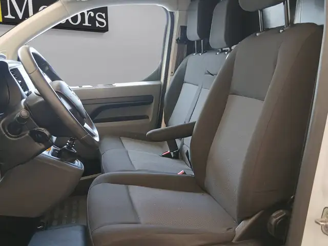 Opel Vivaro view 9