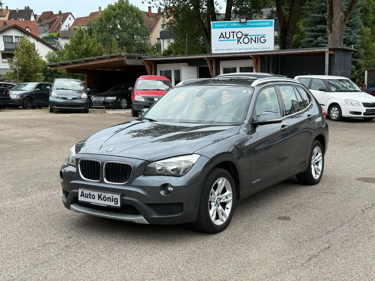 BMW X1 16d sDrive*ORG.118TSKM*2xPDC*SHZ*KLIMAAUT* Grau - 2