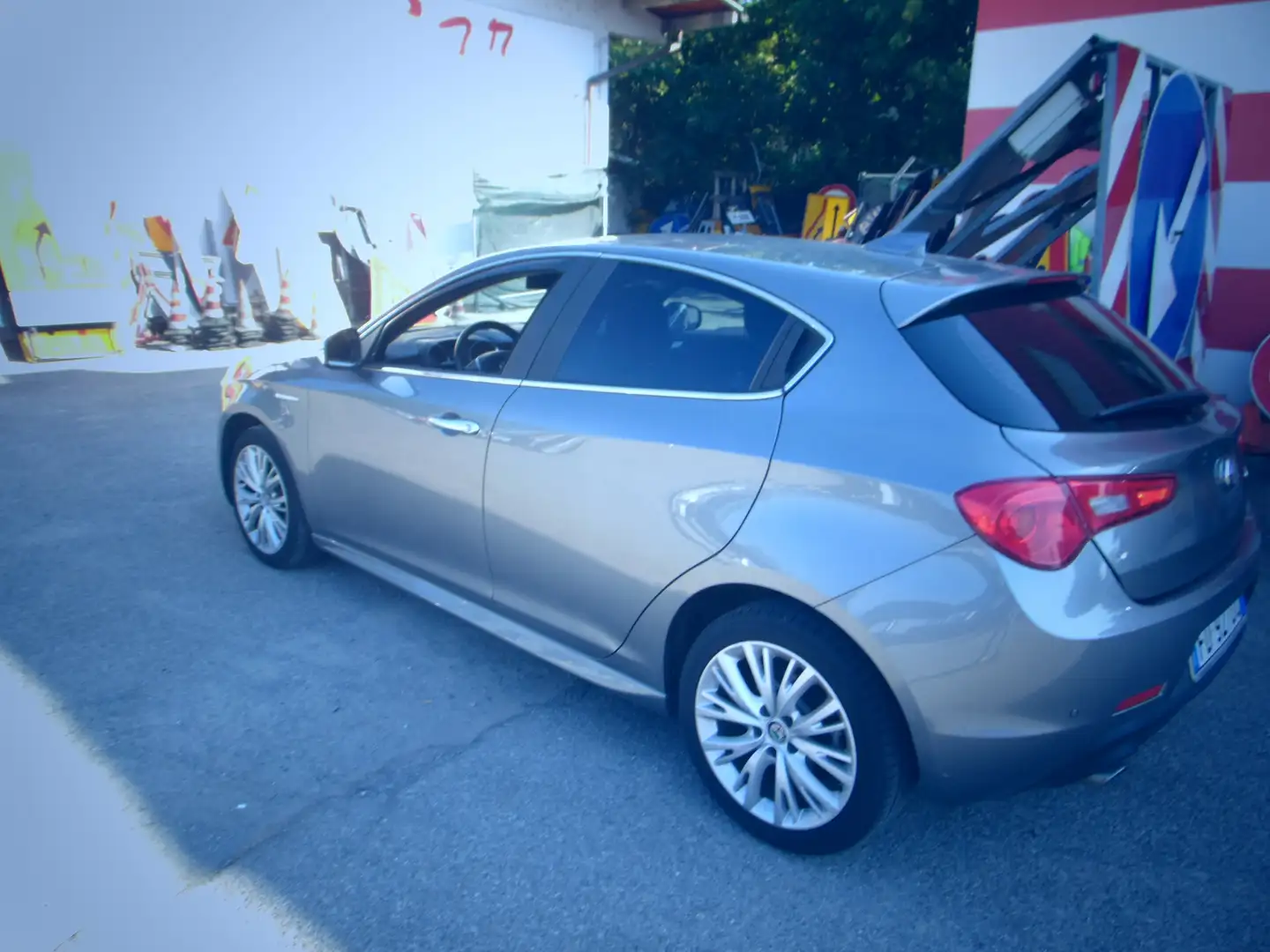 Alfa Romeo Giulietta Giulietta 1.6 jtdm Distinctive 120cv Gris - 2
