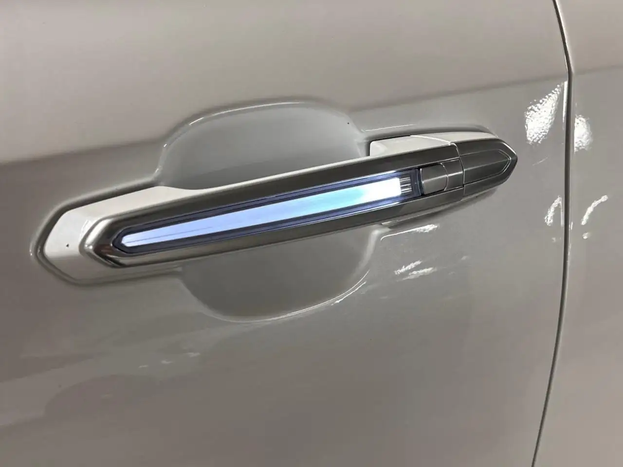Cadillac XT4 снимка Cadillac XT4