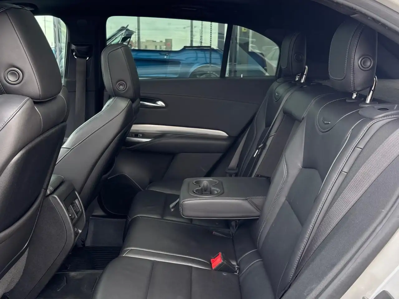 Cadillac XT4 снимка Cadillac XT4
