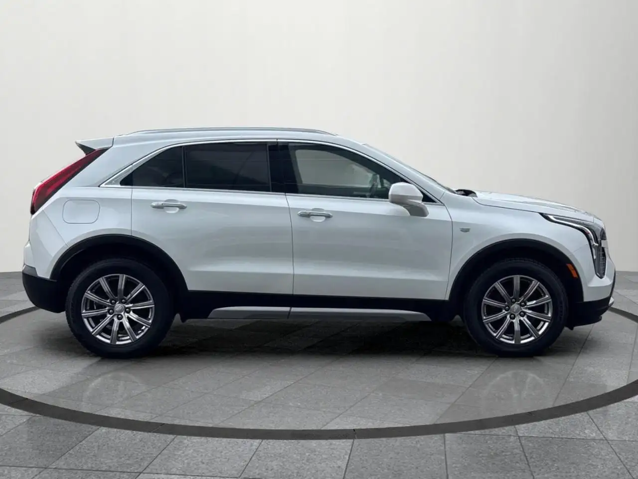 Cadillac XT4 снимка Cadillac XT4